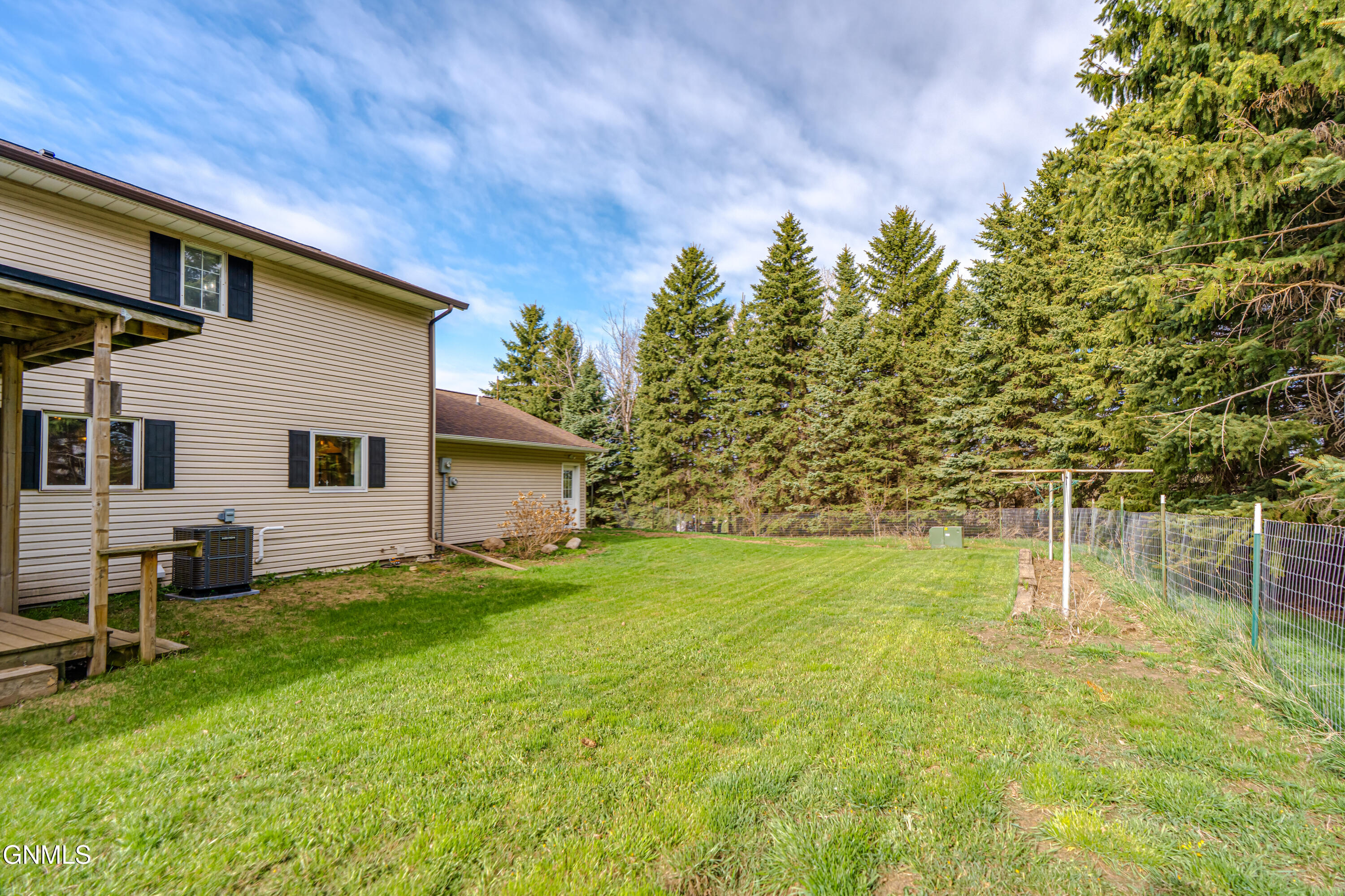 main property photo 95
