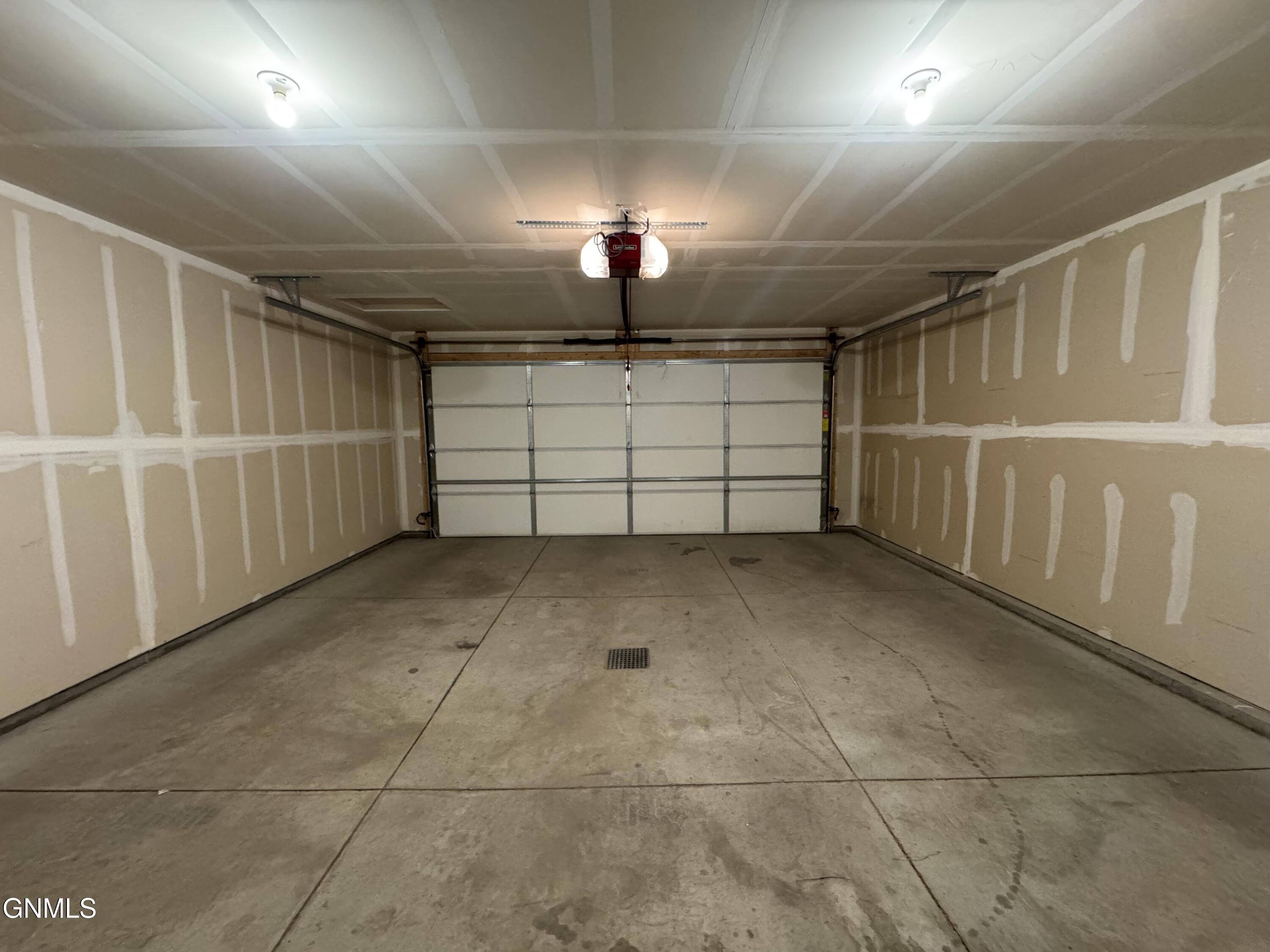main property photo 53