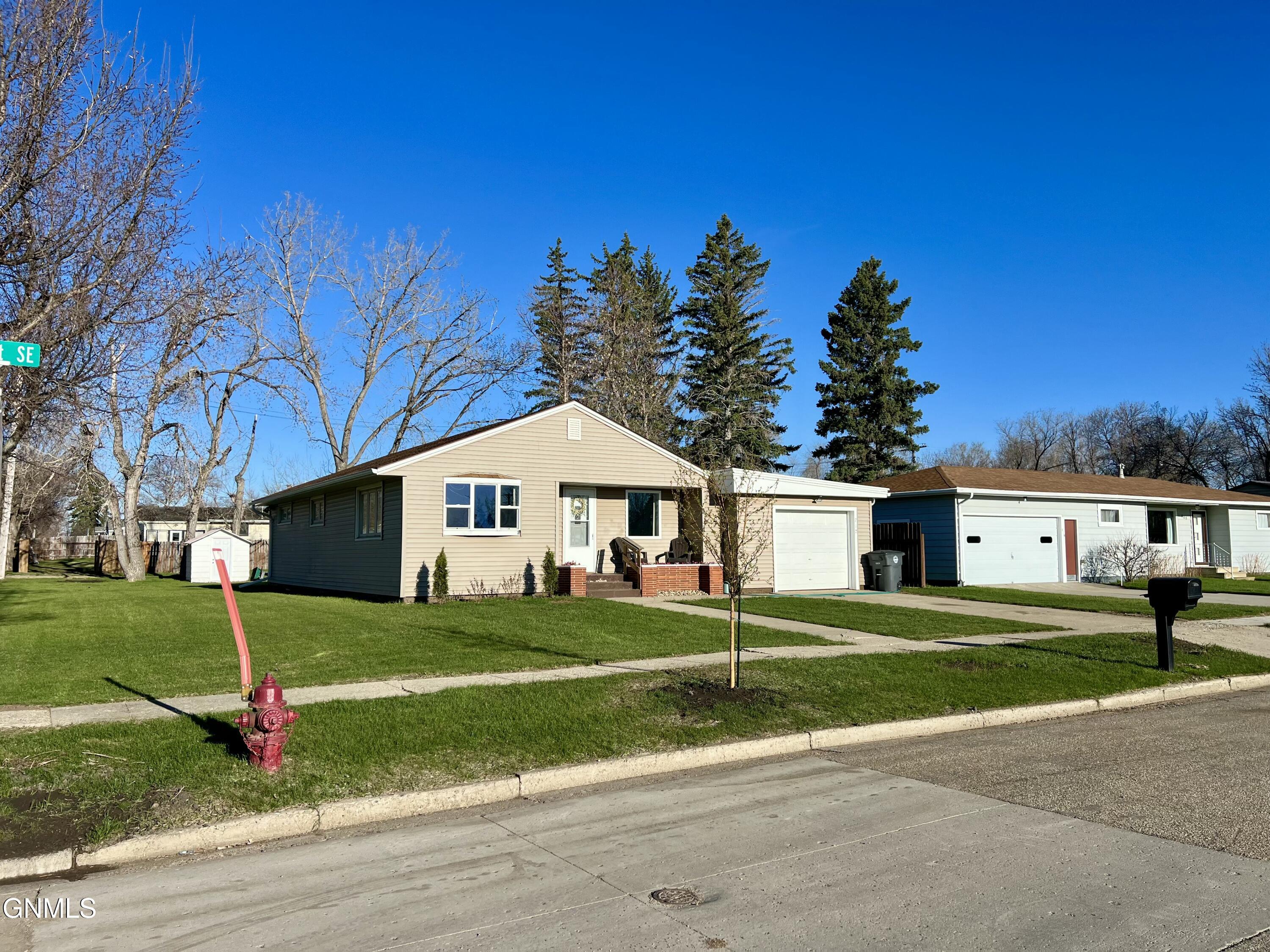 property viewer photo 1