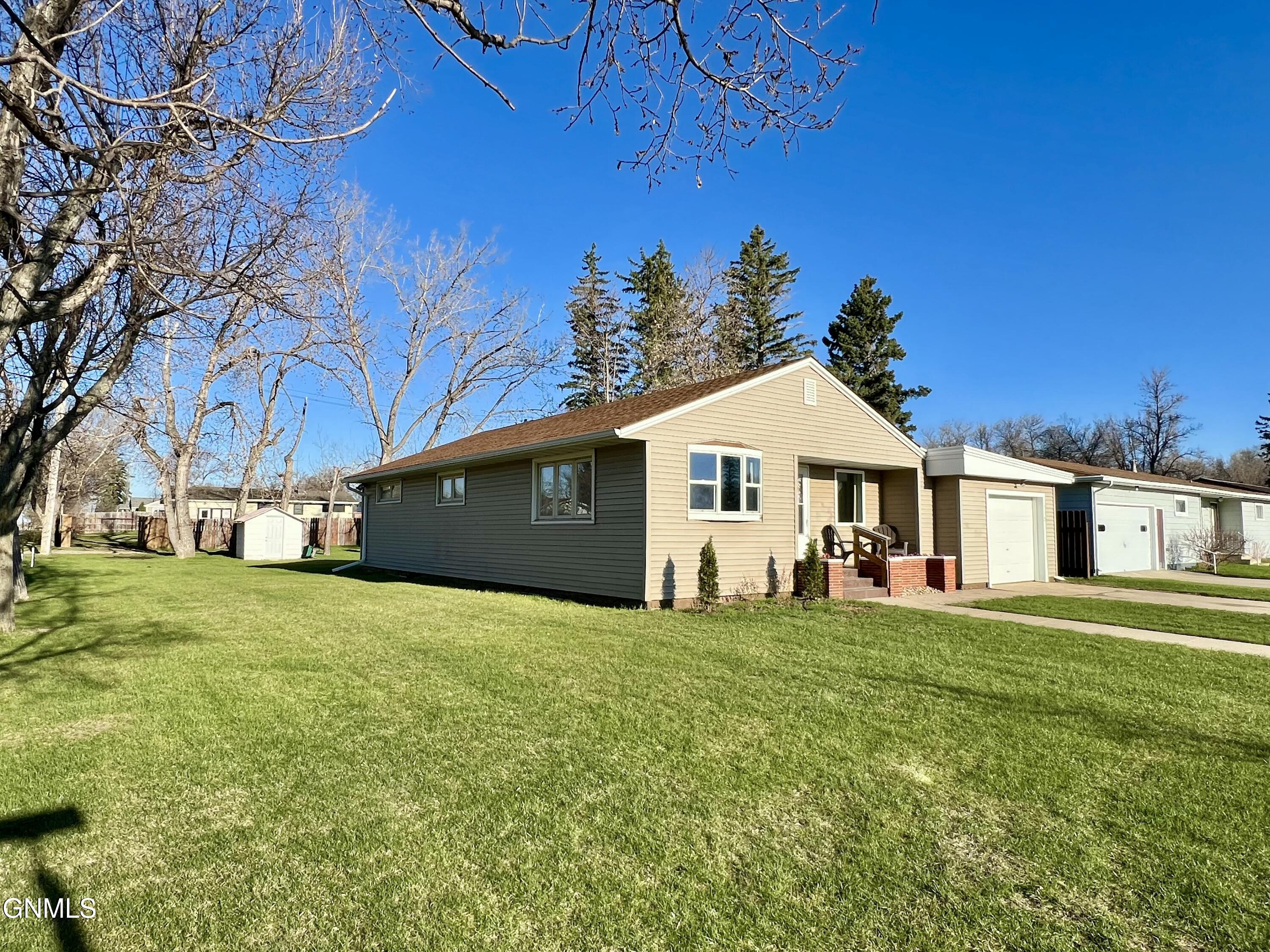 property viewer photo 2