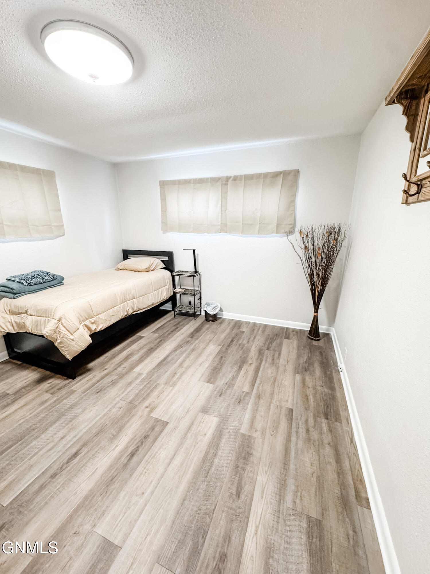 property viewer photo 27