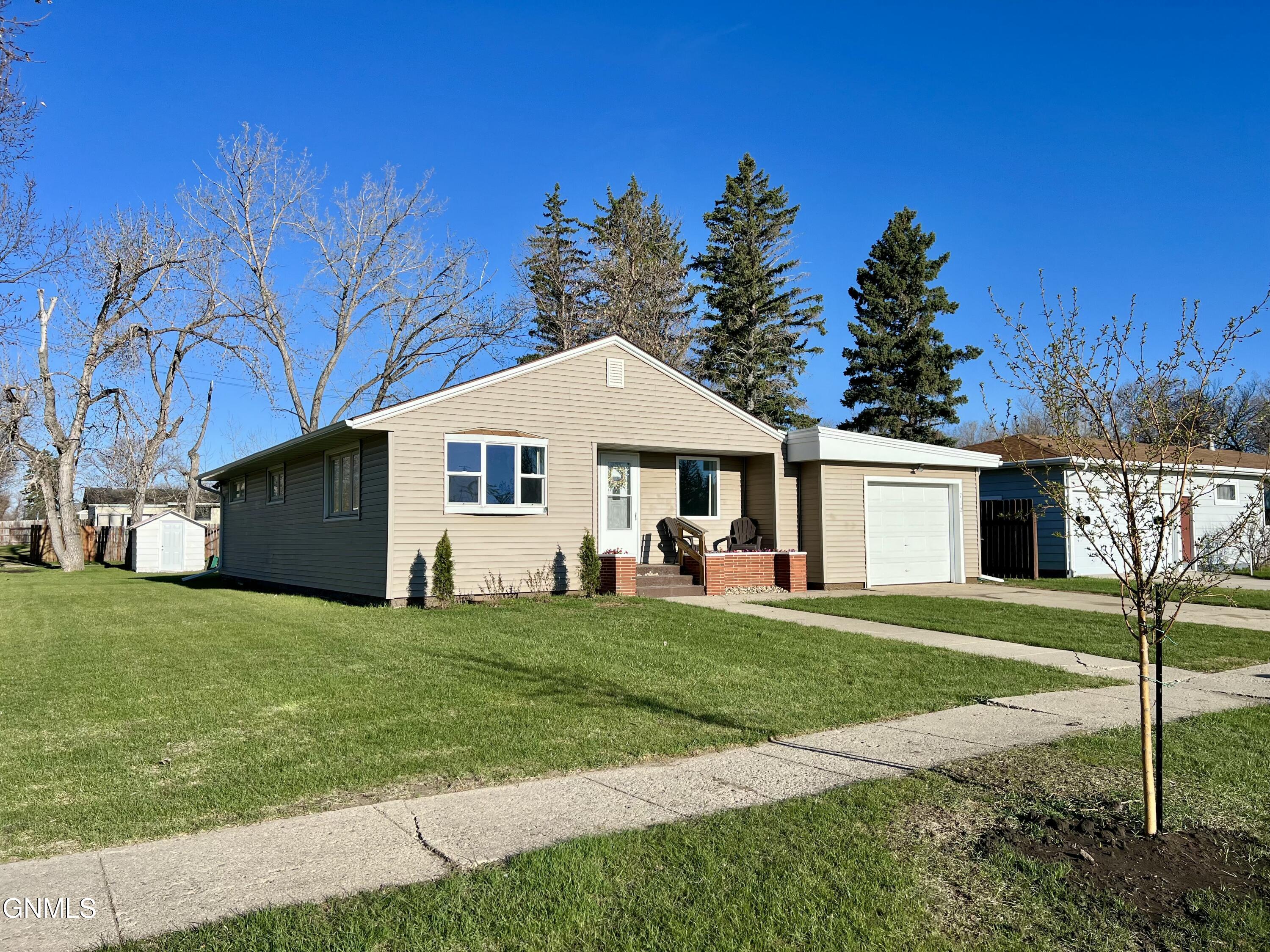 property viewer photo 3