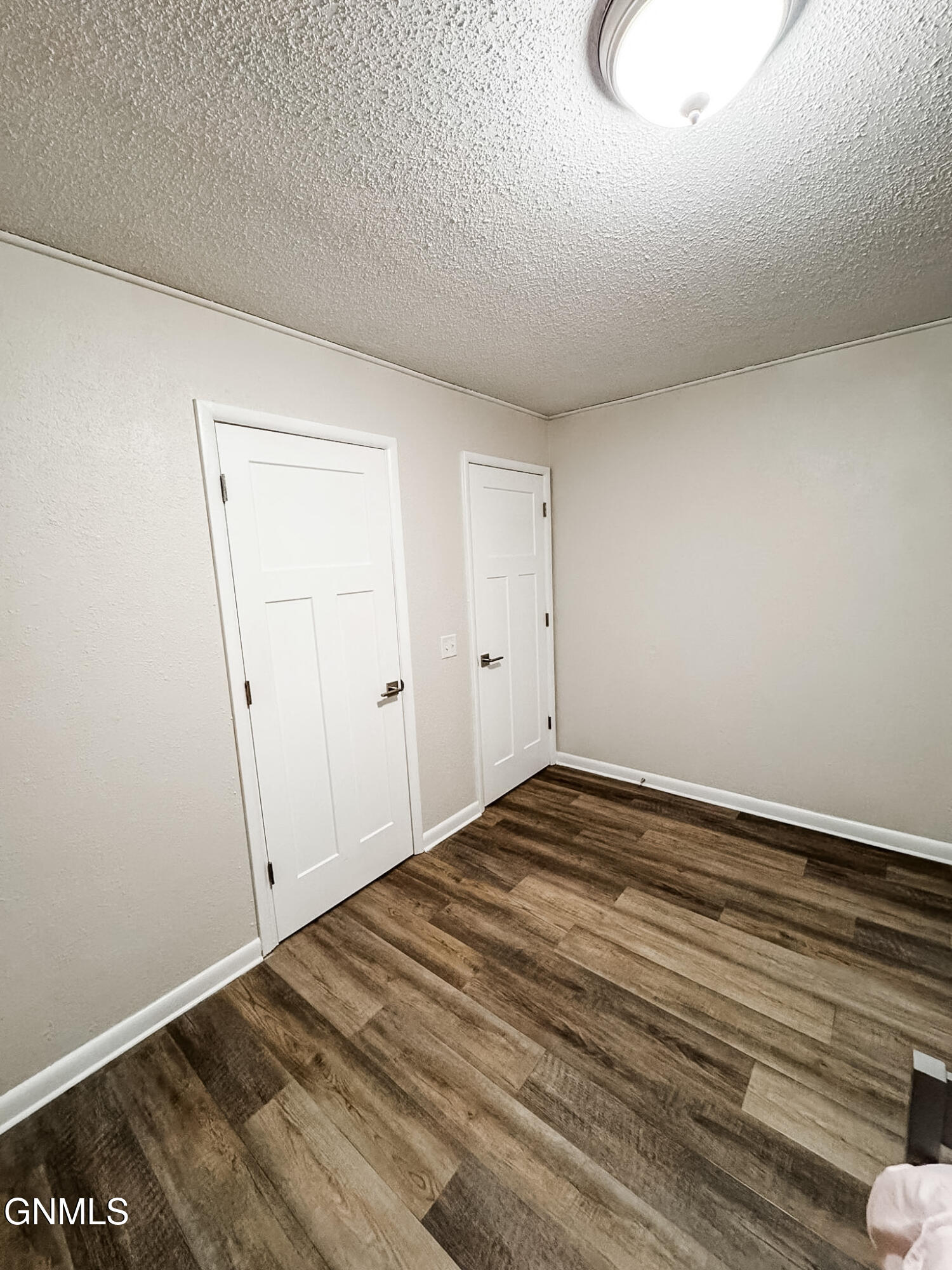 property viewer photo 31