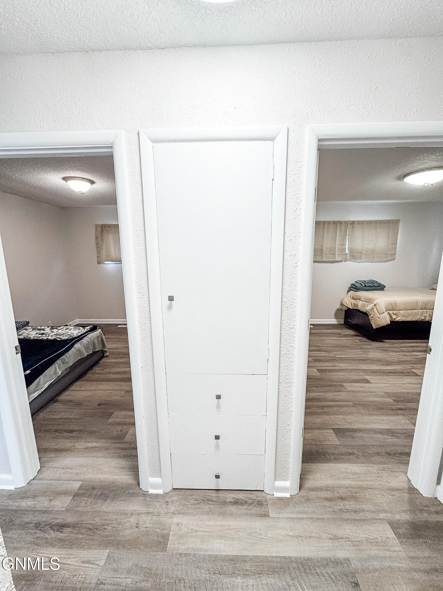 property viewer photo 33