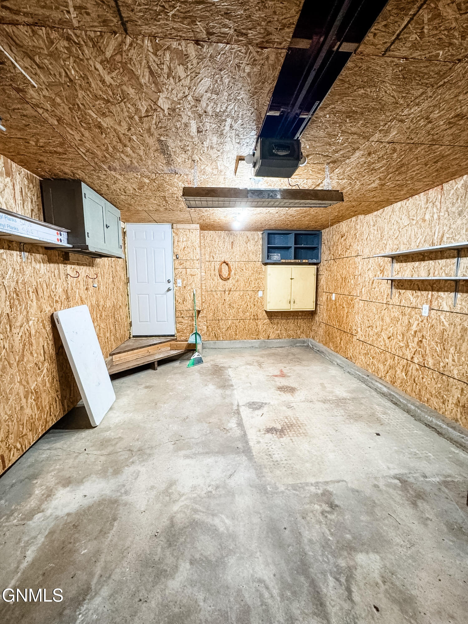 property viewer photo 37