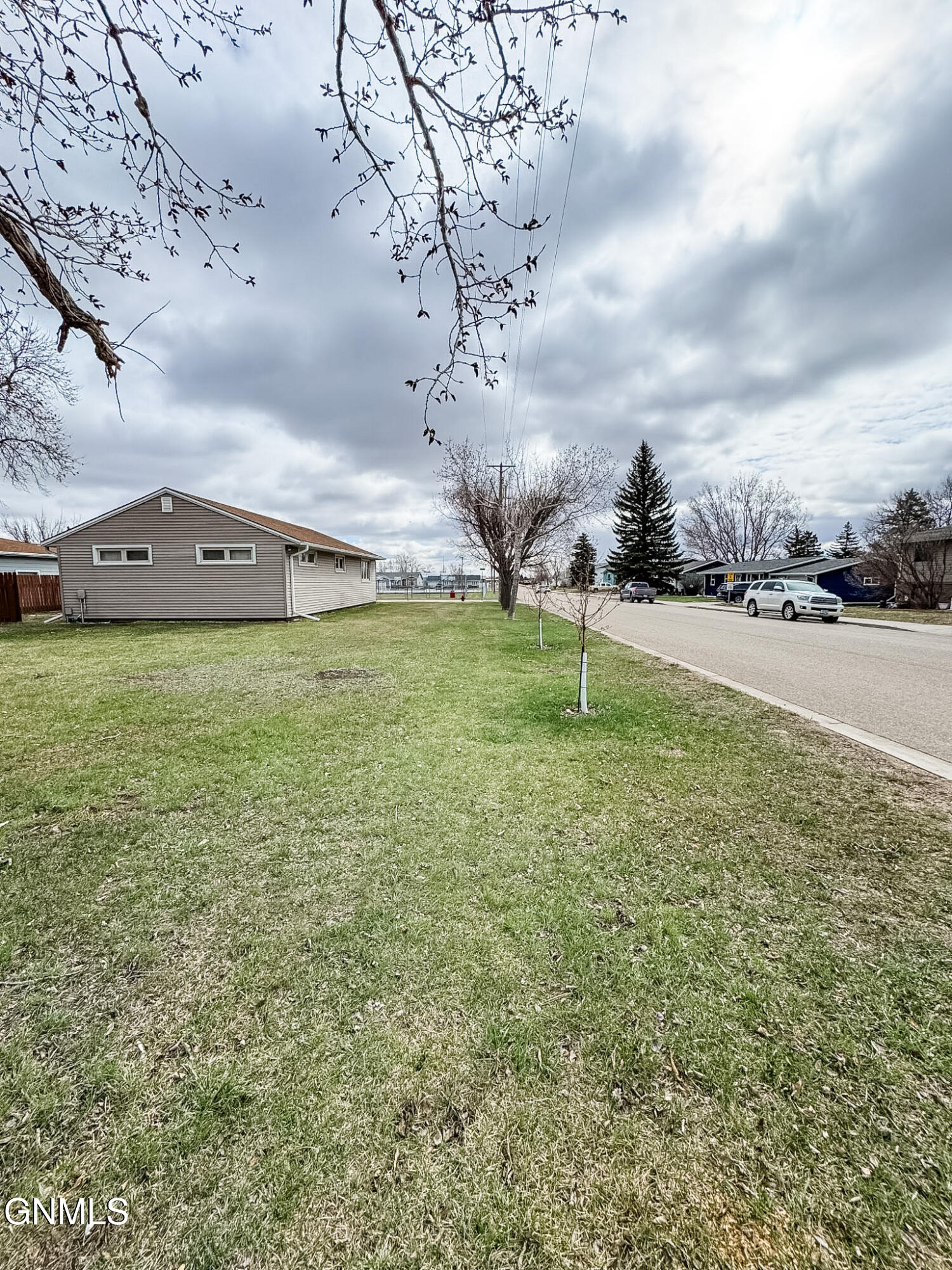 property viewer photo 8