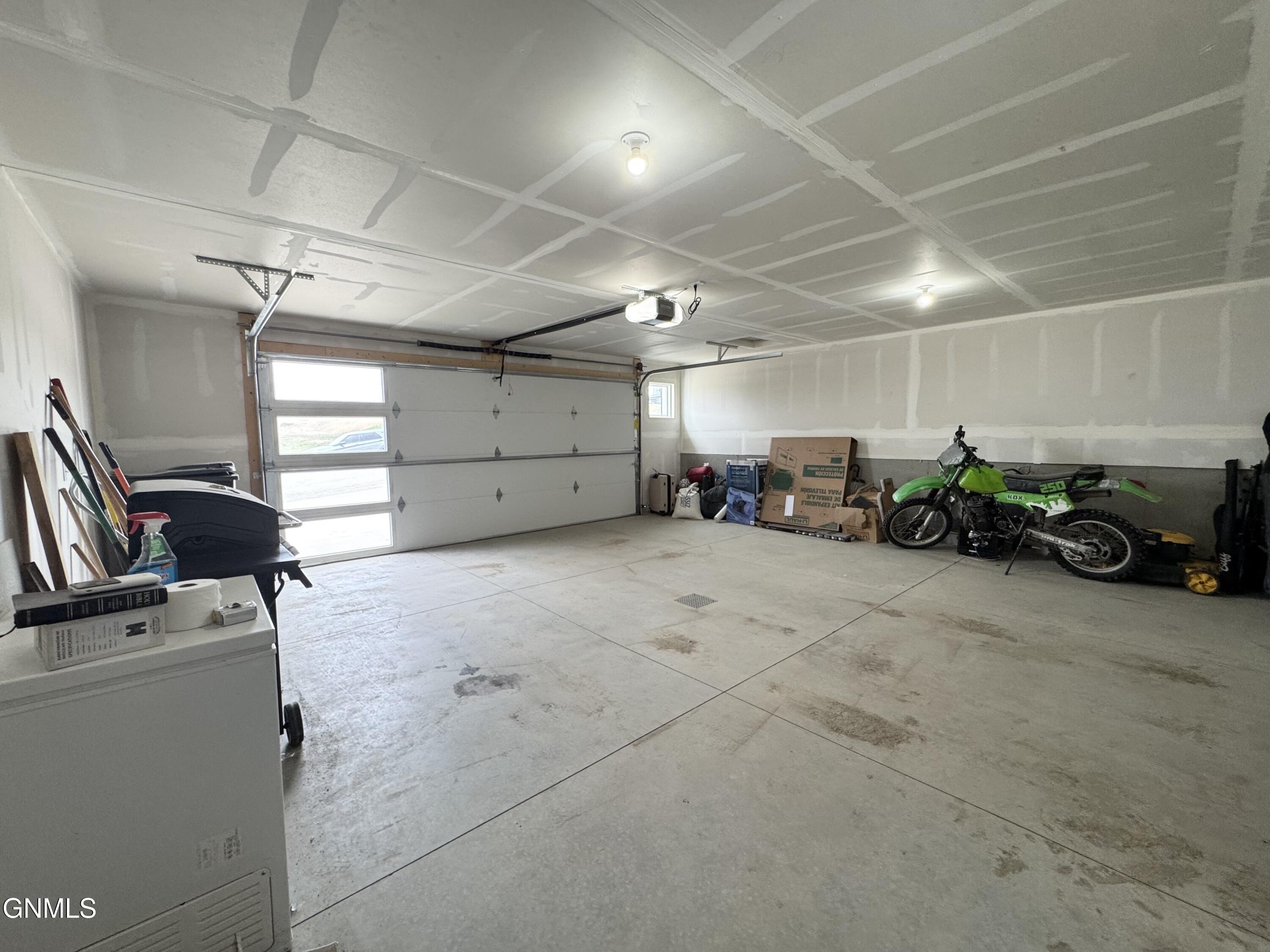 main property photo 53