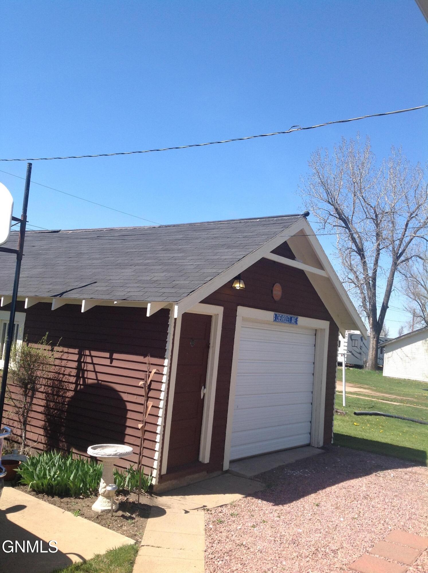 main property photo 21
