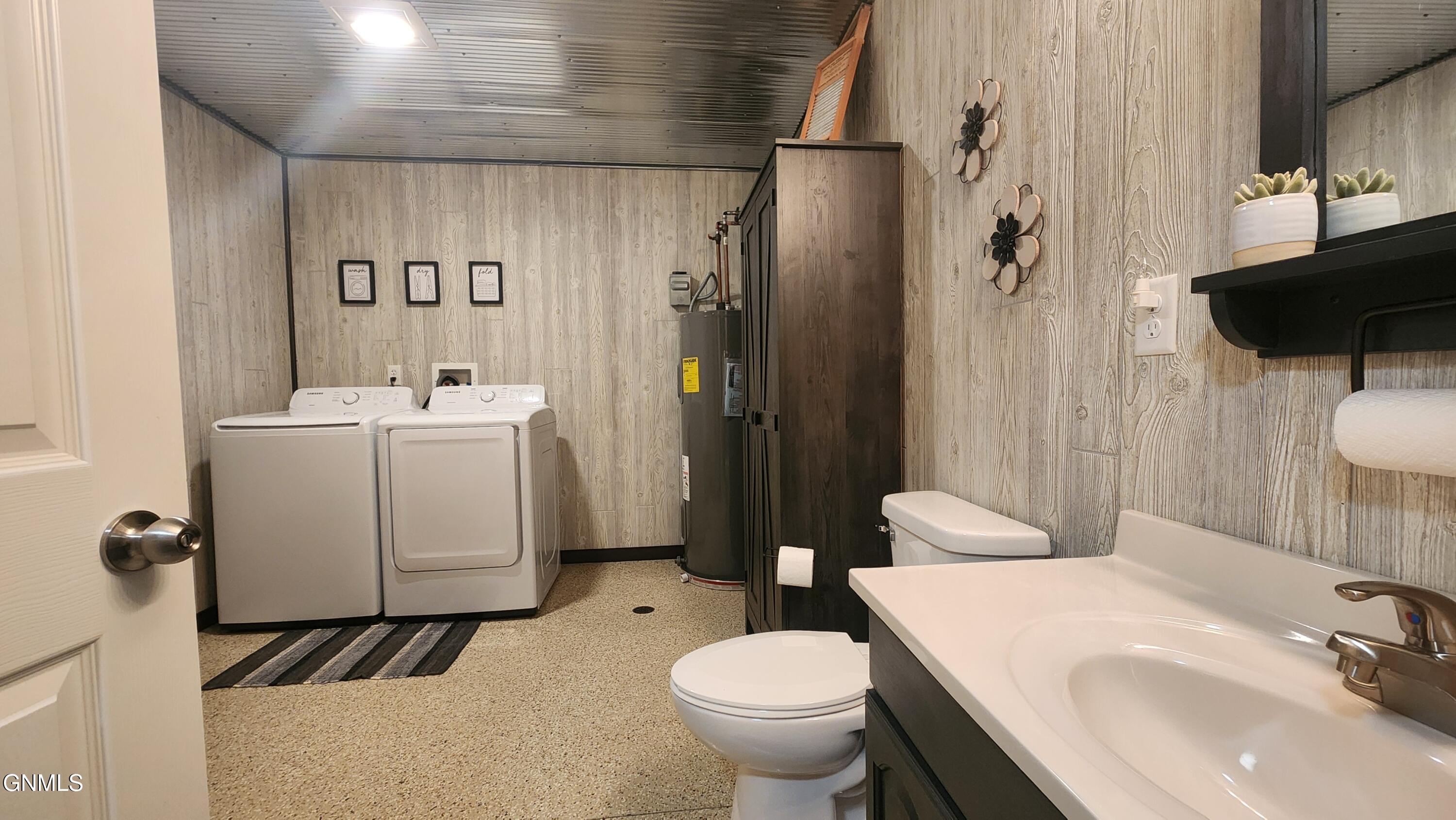 main property photo 14