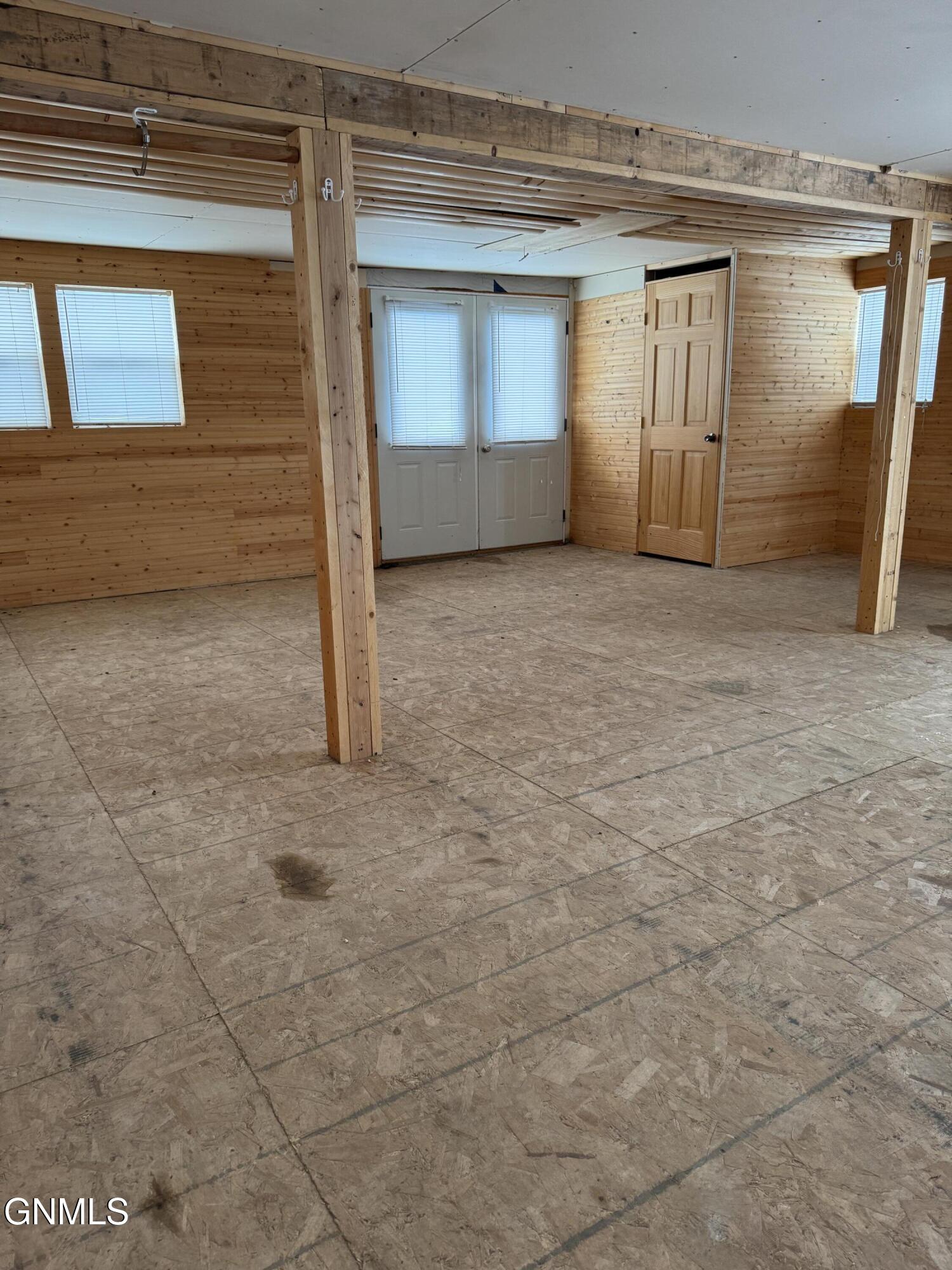 property viewer photo 1
