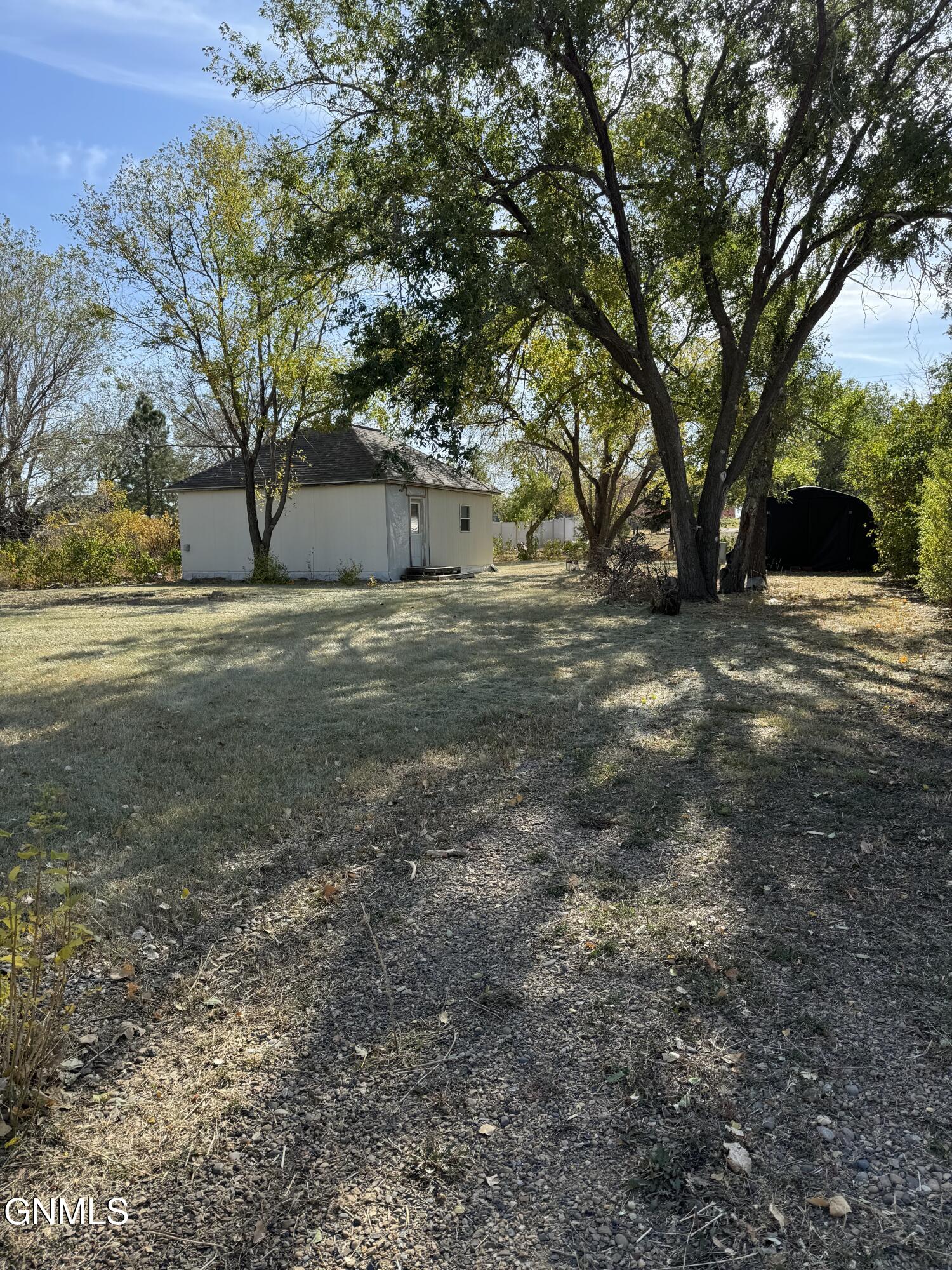property viewer photo 4