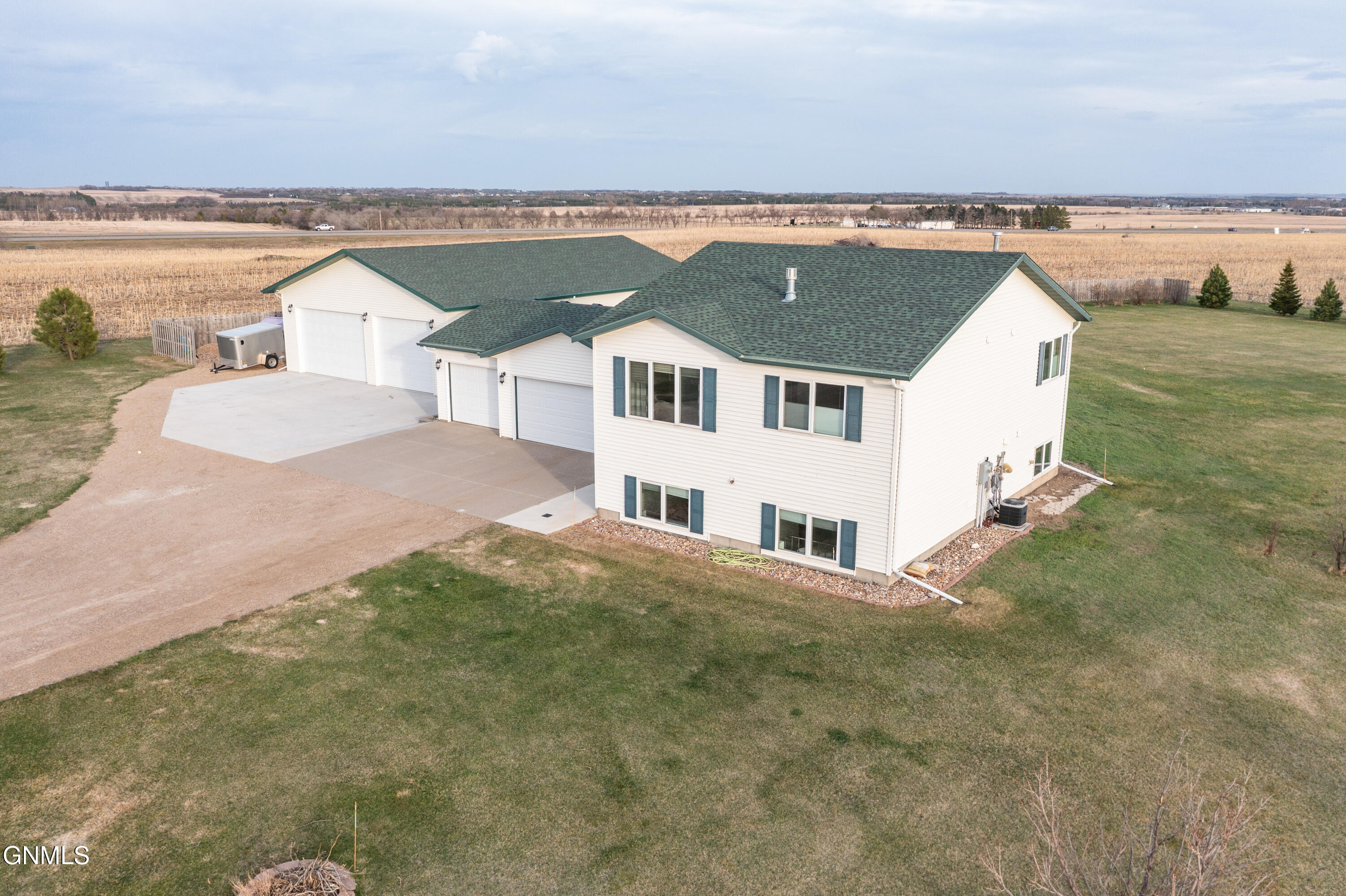 main property photo 58
