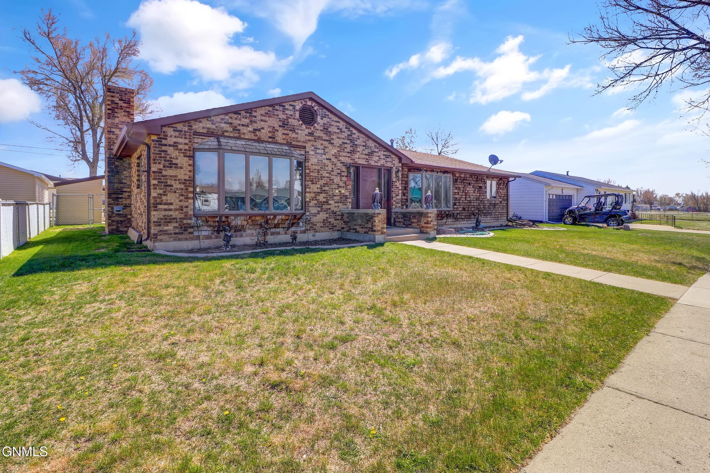 main property photo 2