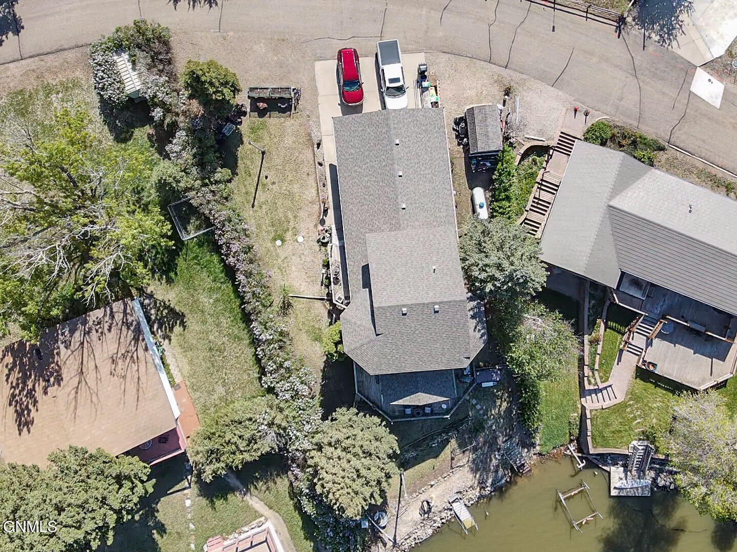 main property photo 27