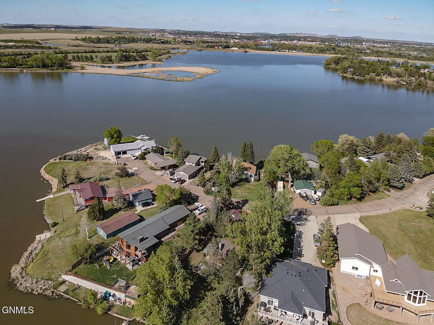 main property photo 31