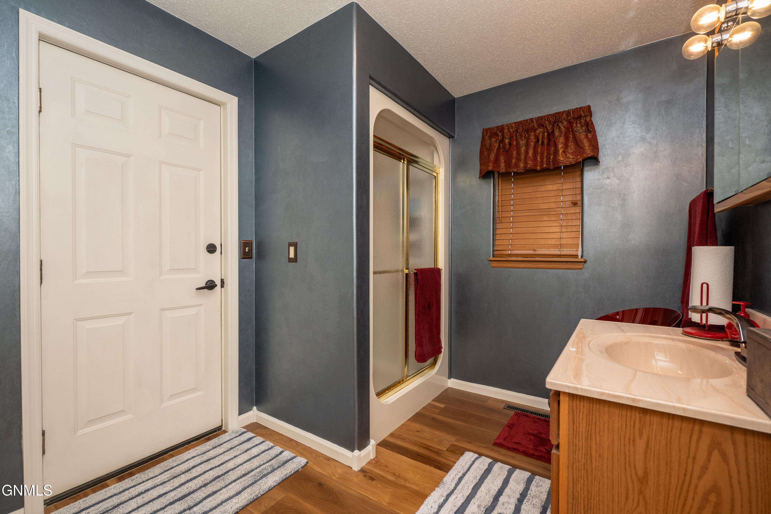 main property photo 58