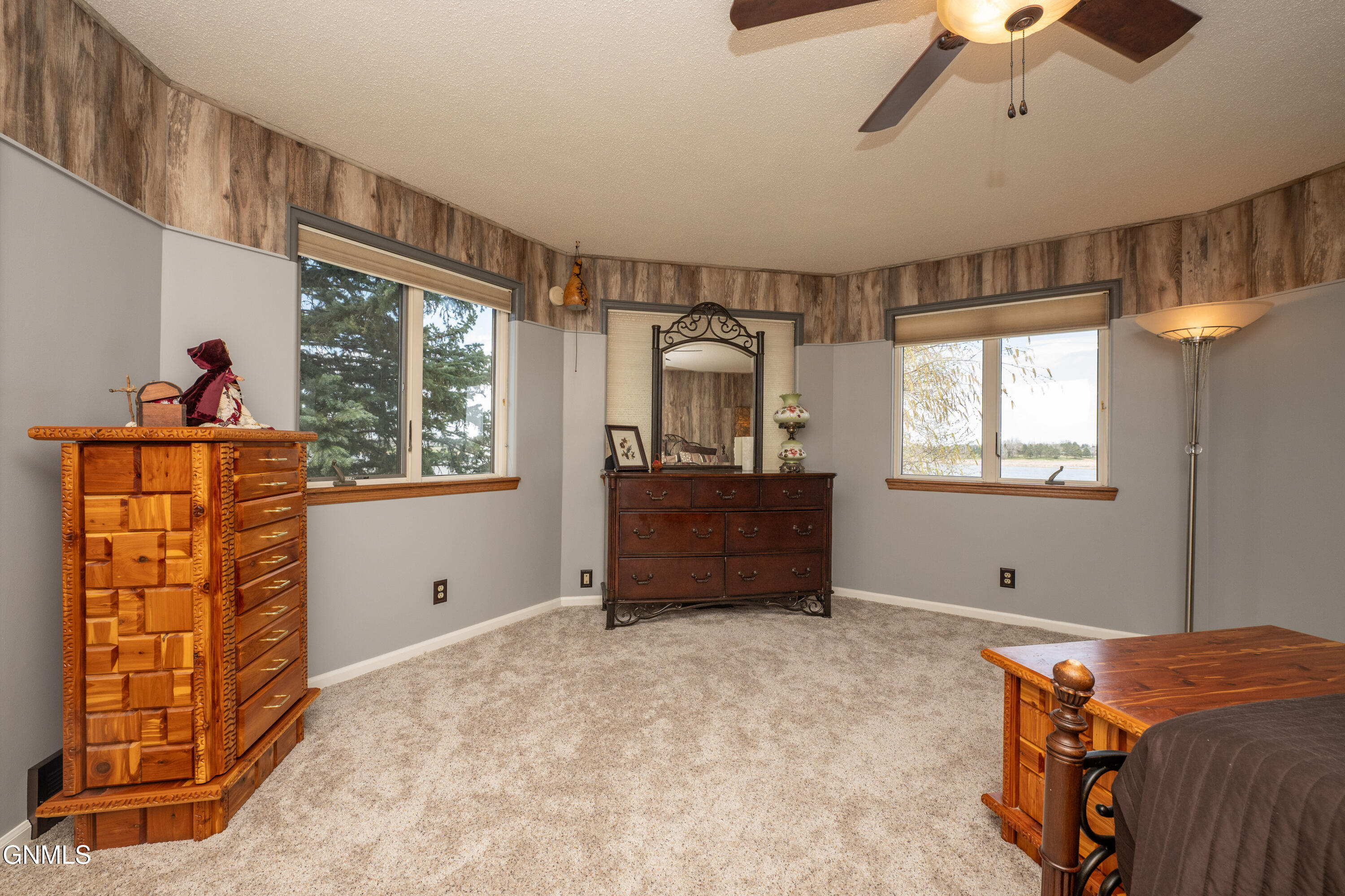 main property photo 65