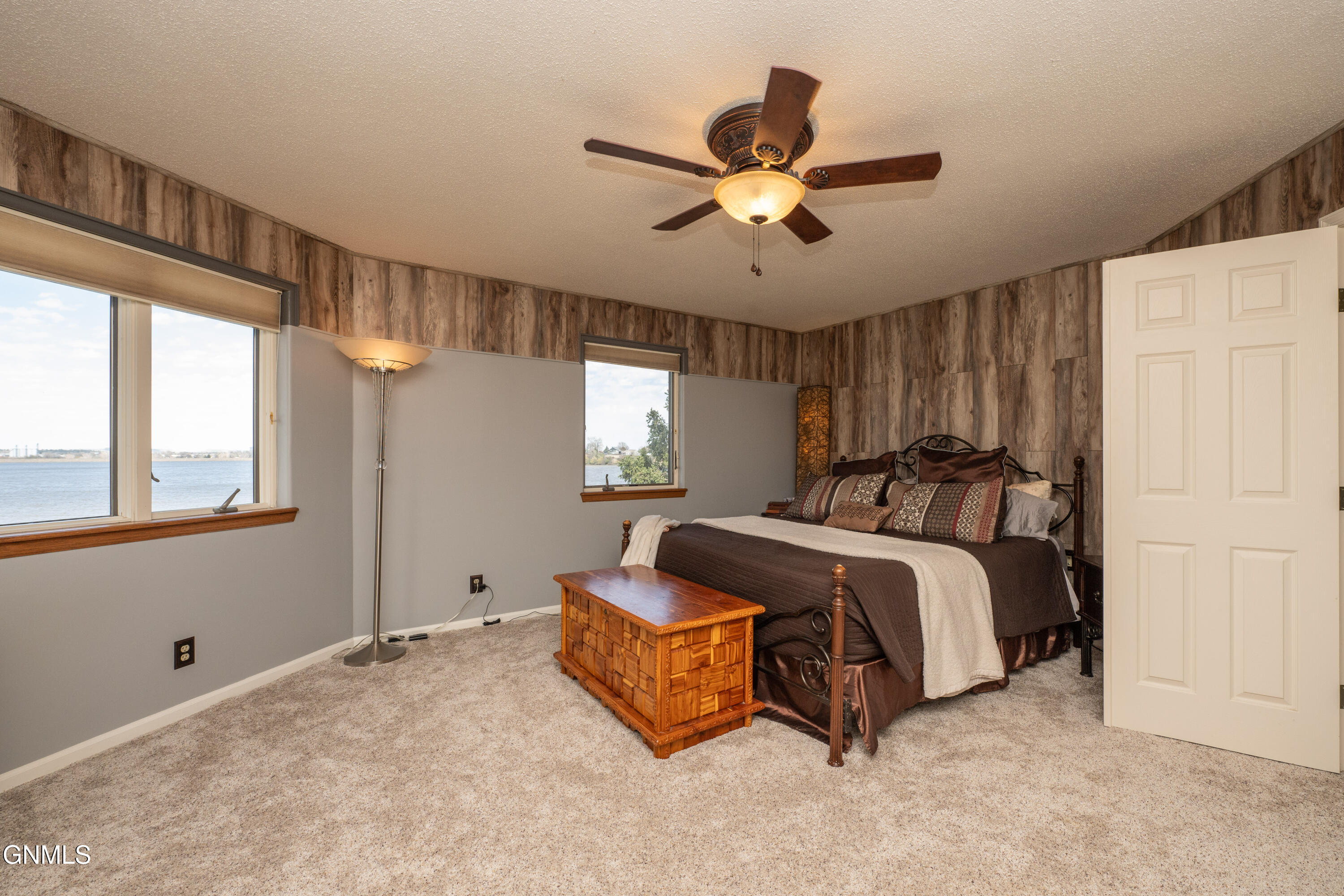 main property photo 66