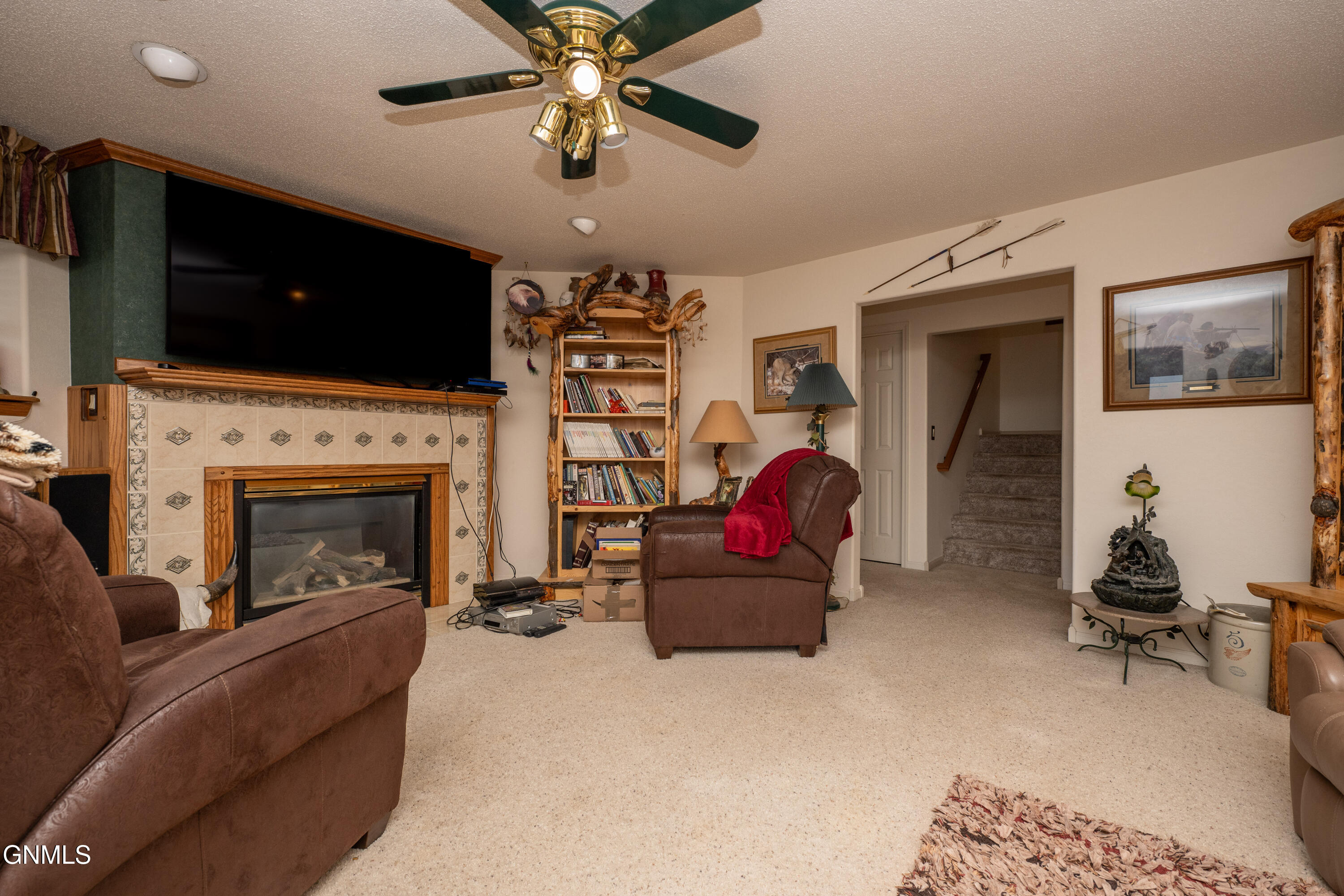 main property photo 79