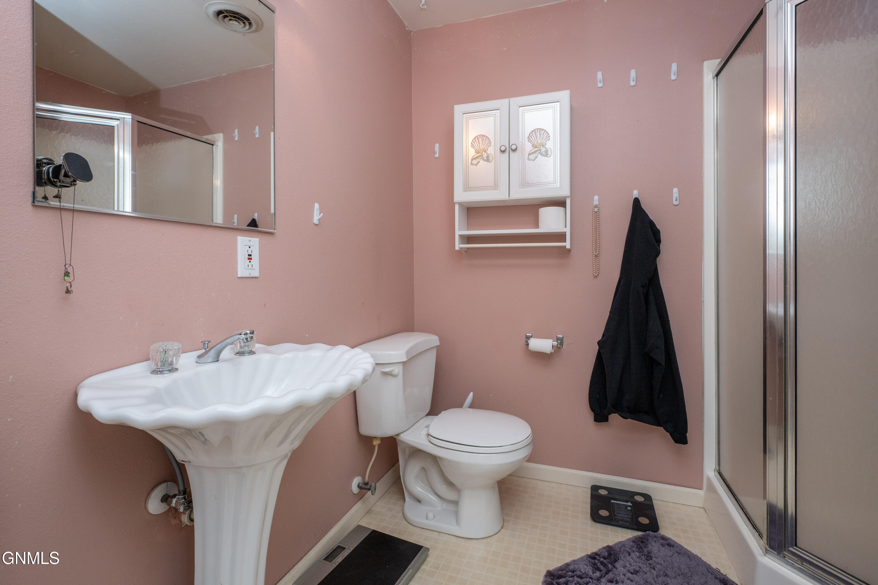 main property photo 83