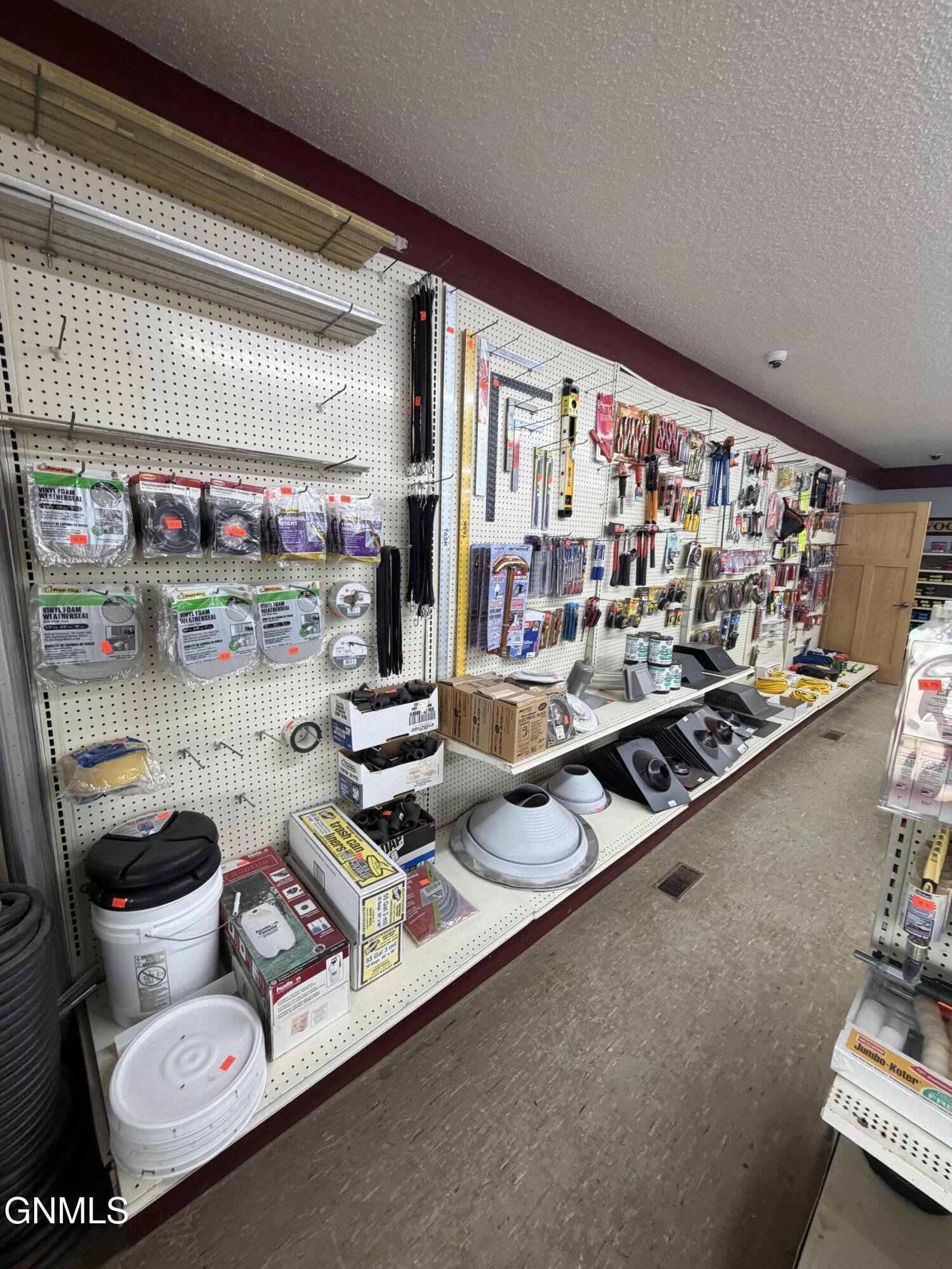 main property photo 24