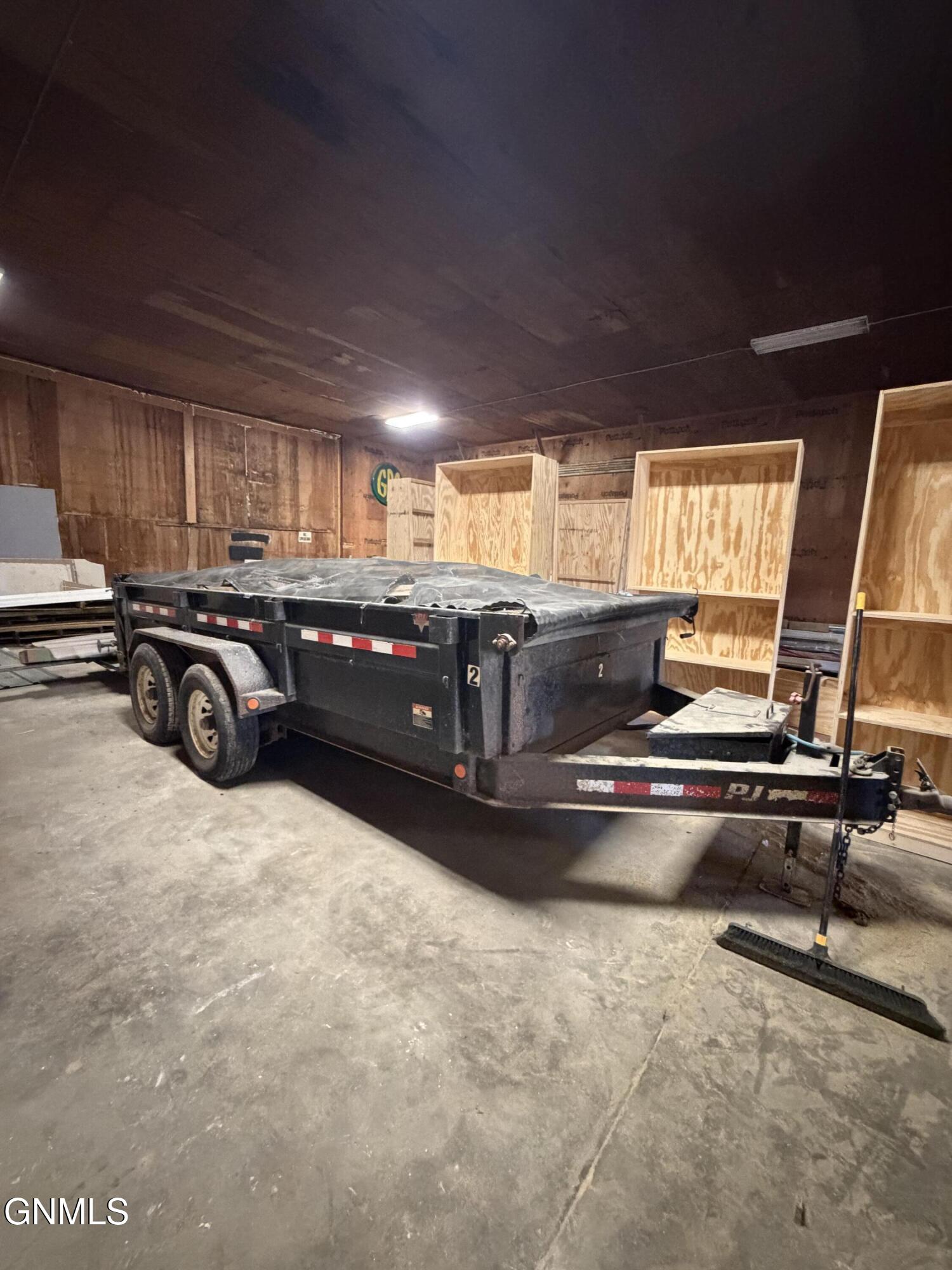 main property photo 49