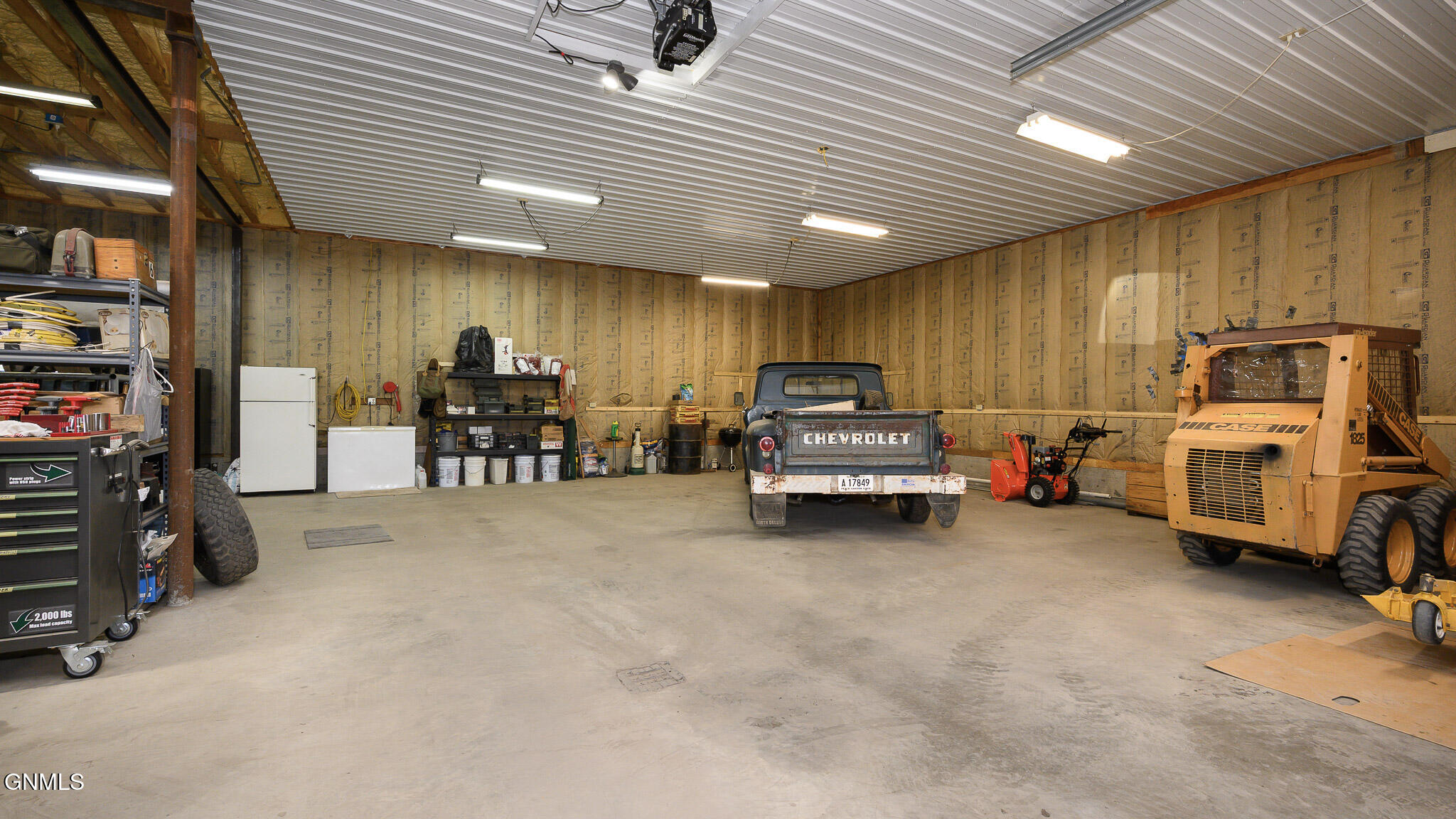 main property photo 26