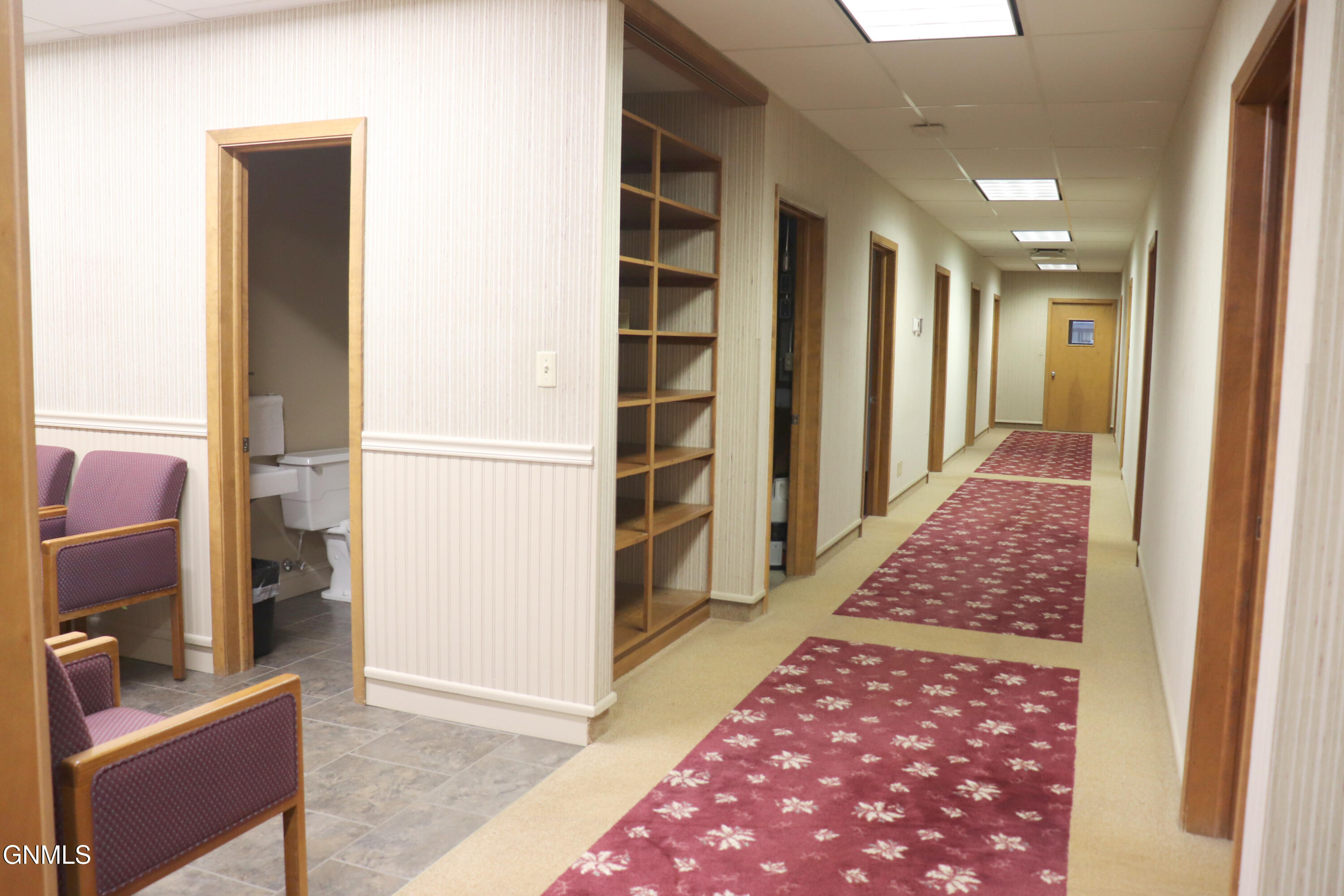 main property photo 5
