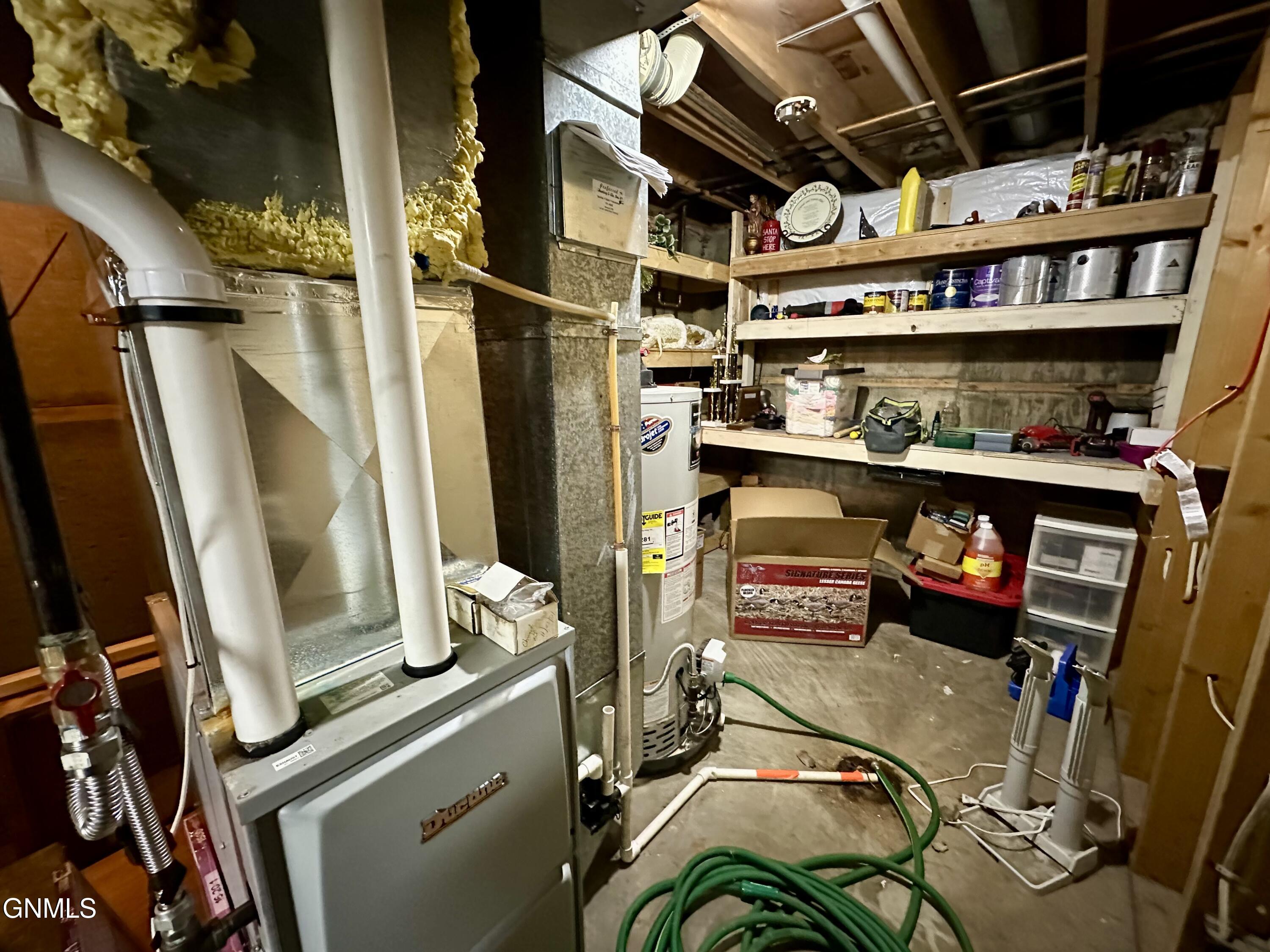 main property photo 24