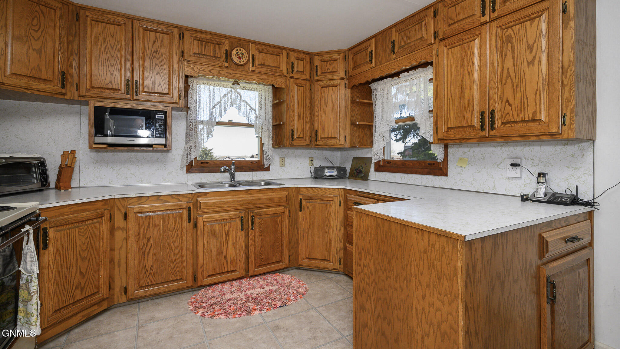 main property photo 17
