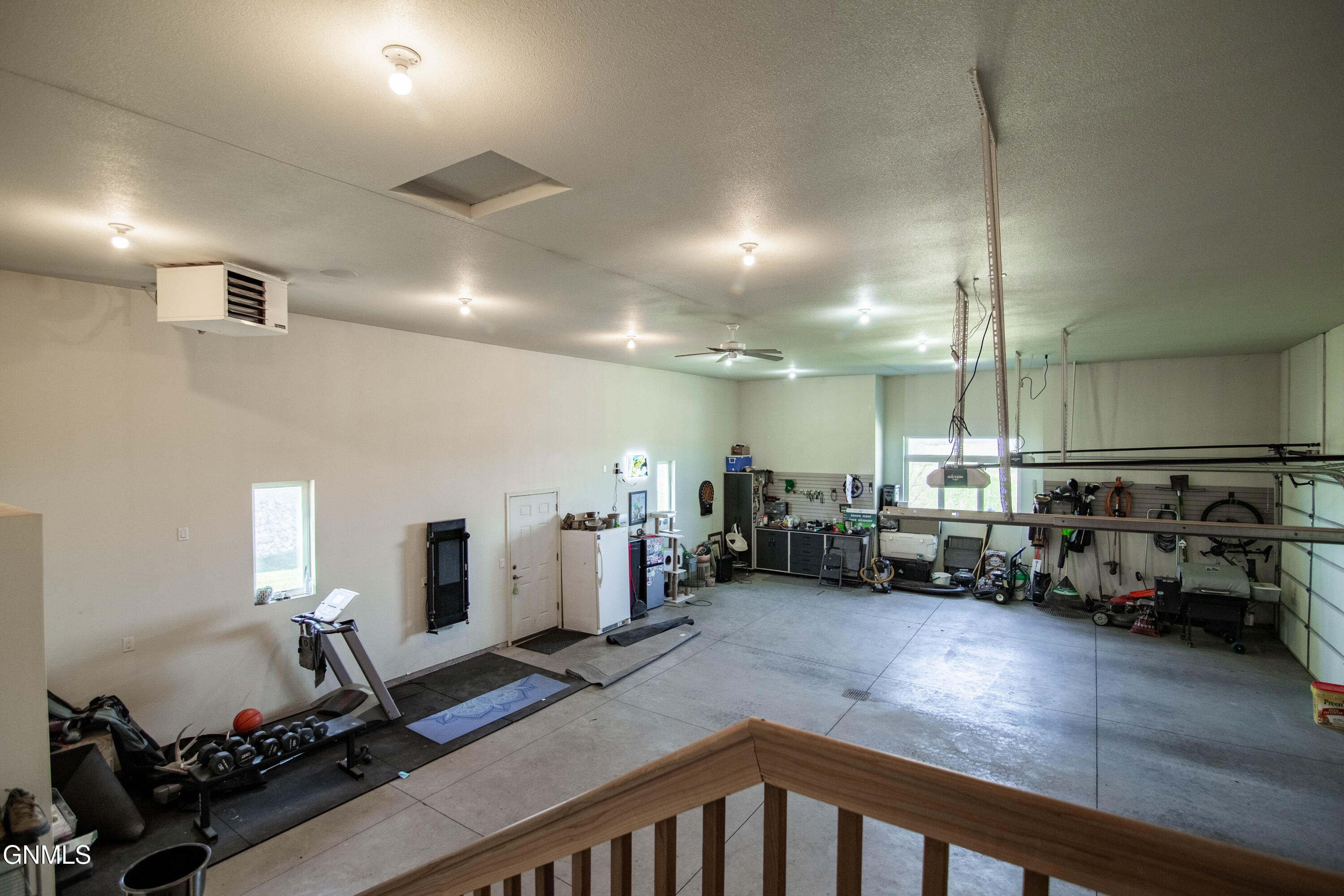 main property photo 59