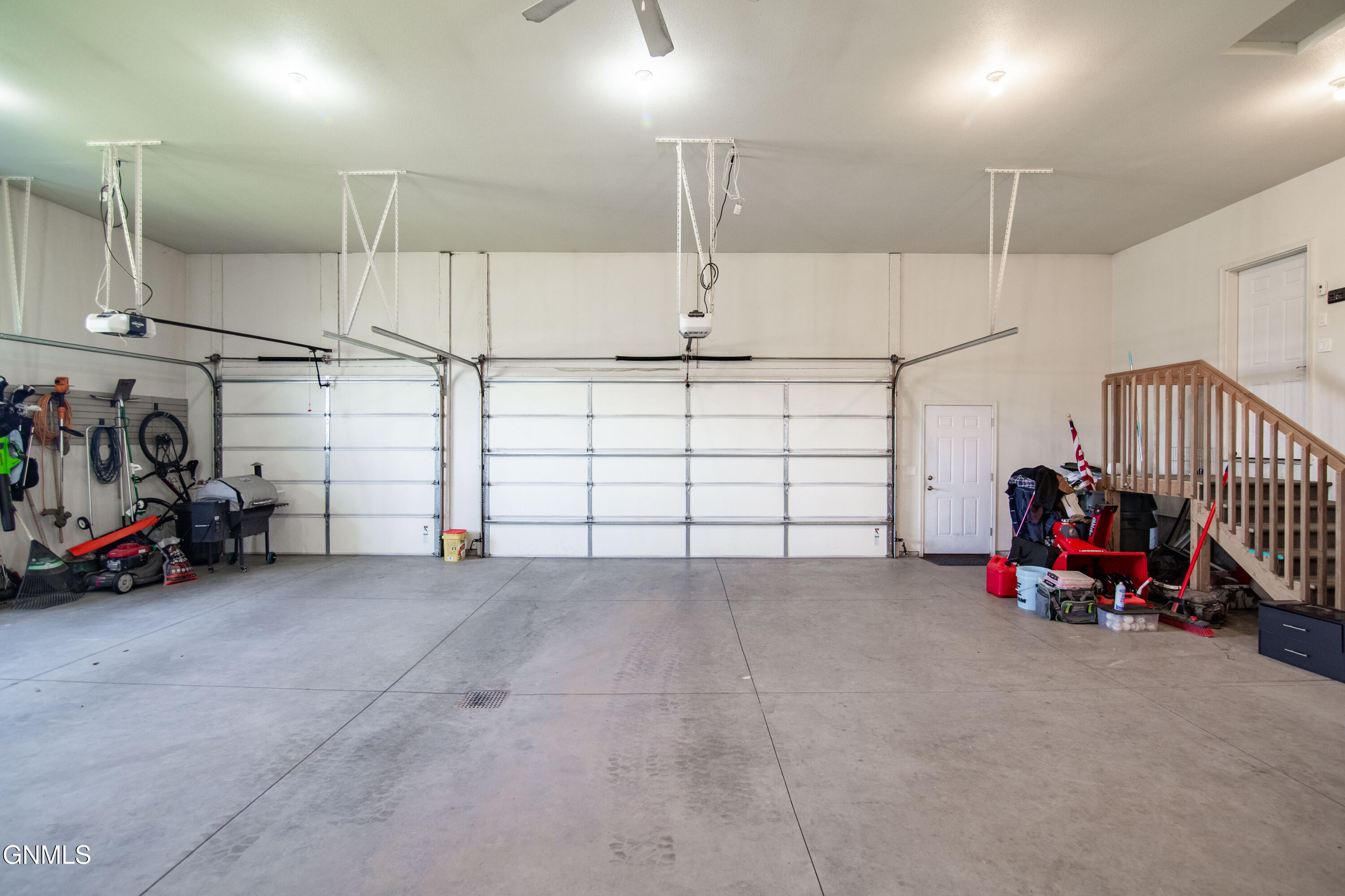 main property photo 61