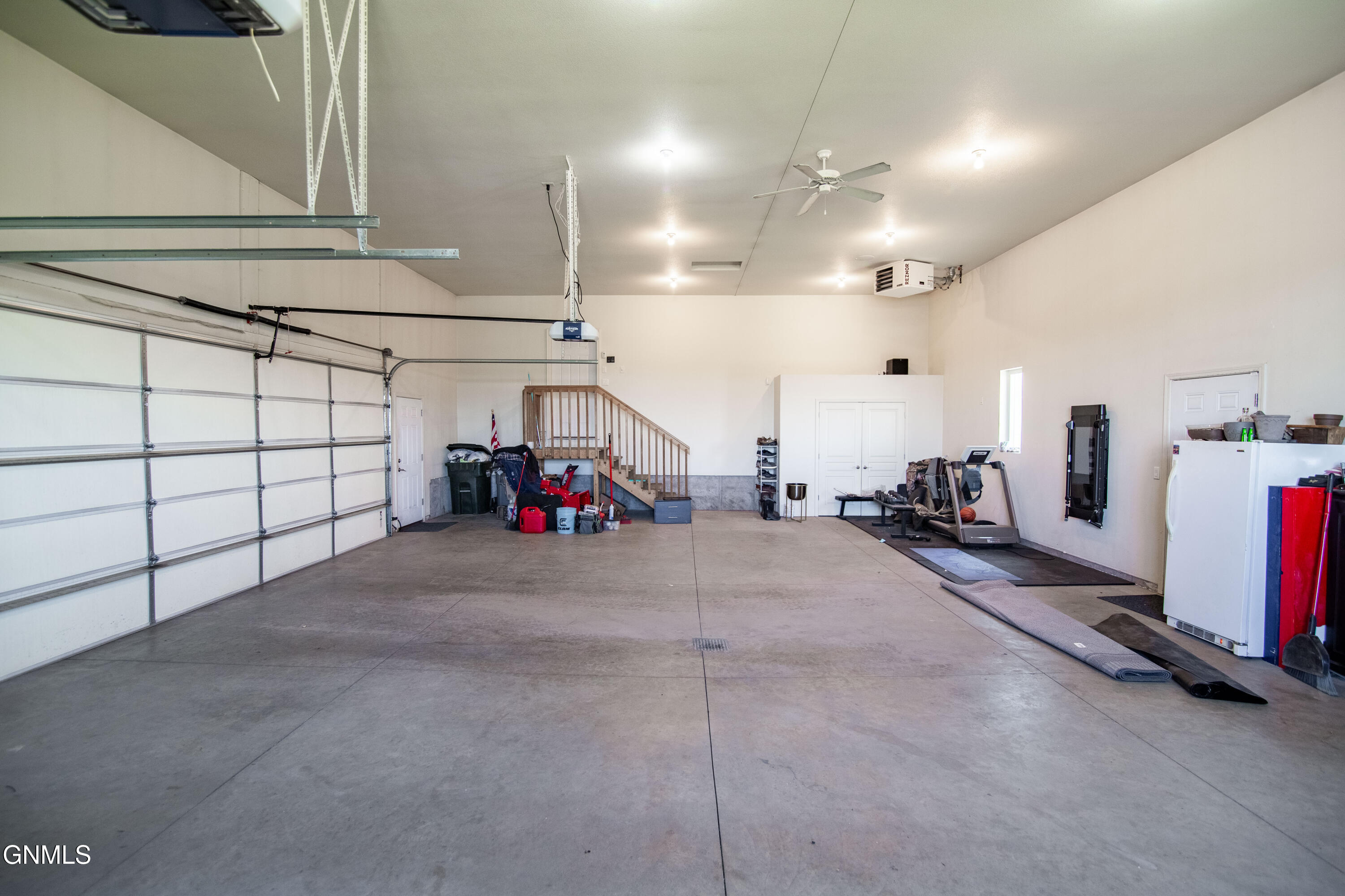 main property photo 62