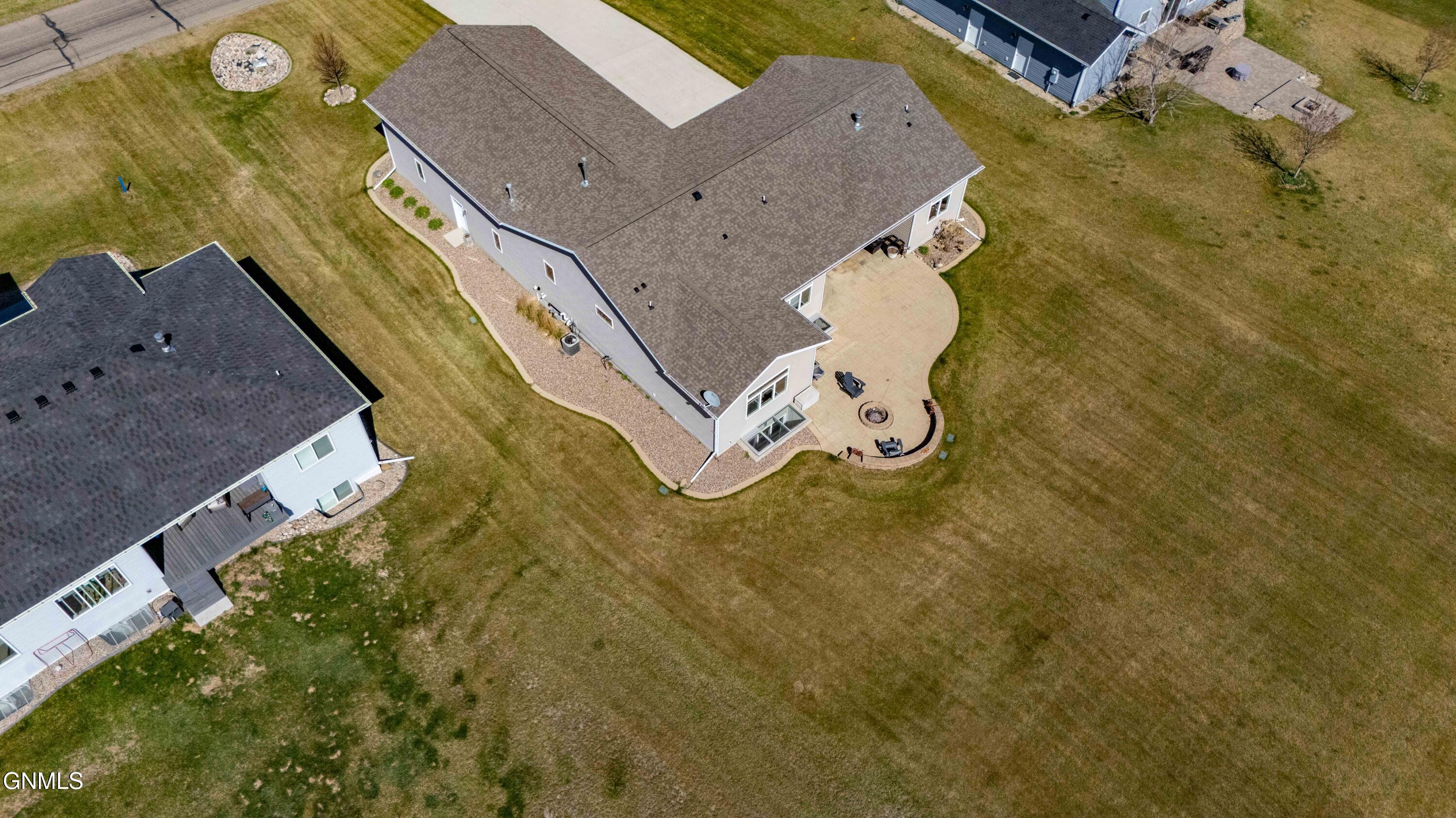 main property photo 73