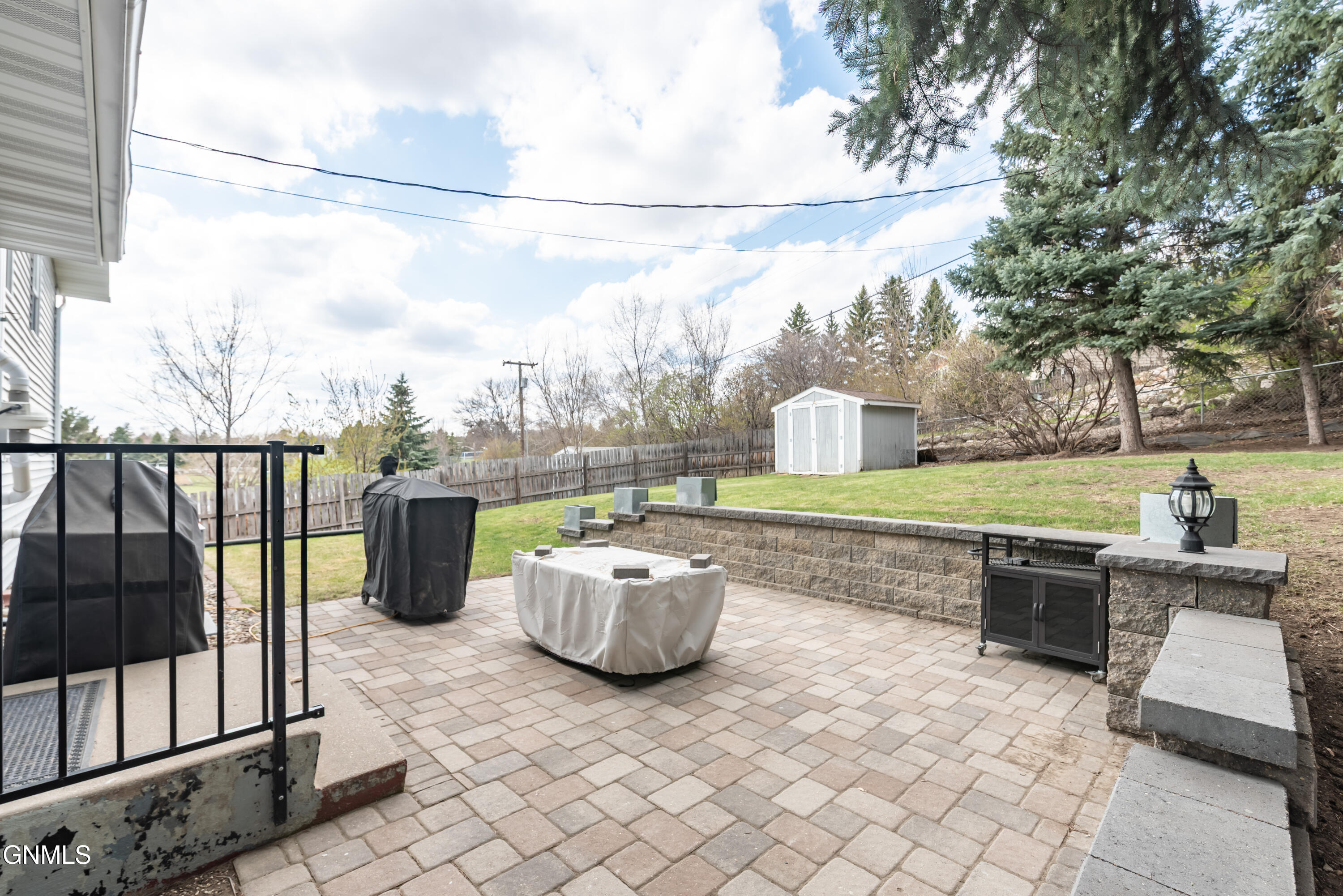 main property photo 21
