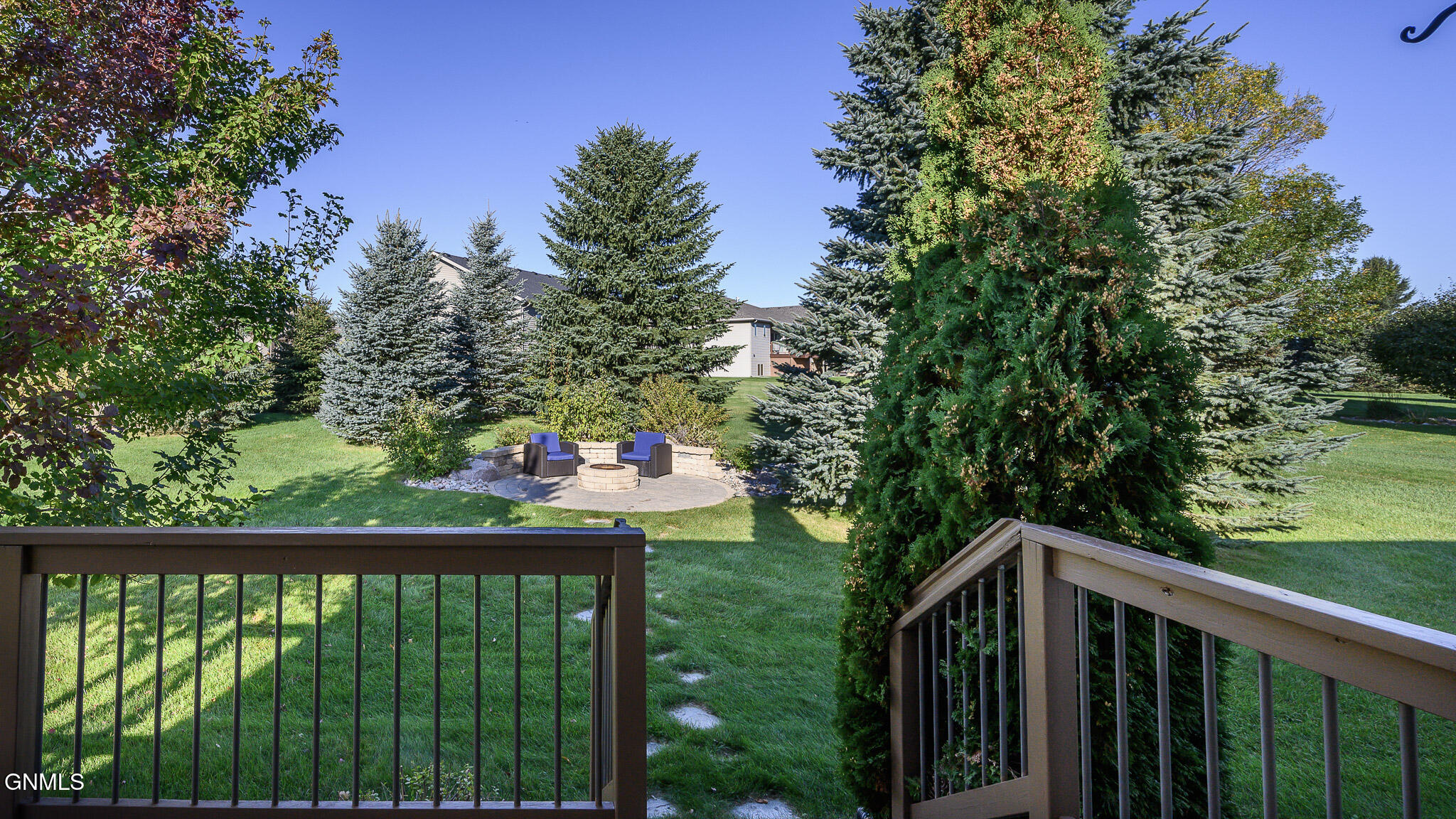 main property photo 15