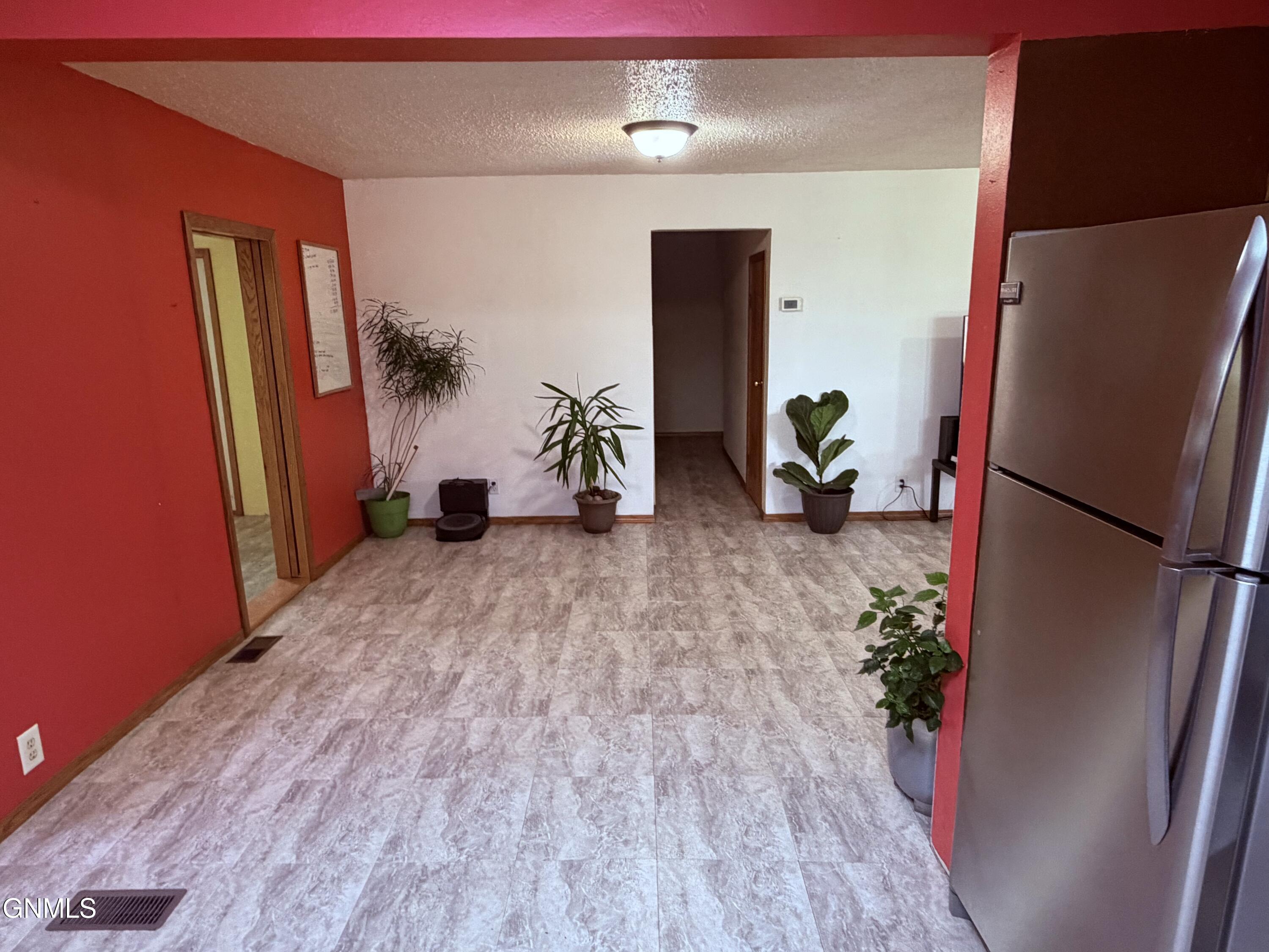 property viewer photo 10