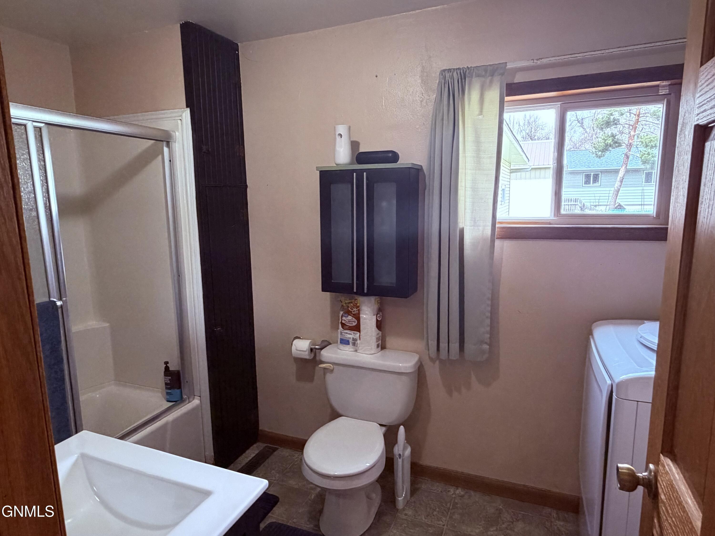 property viewer photo 13