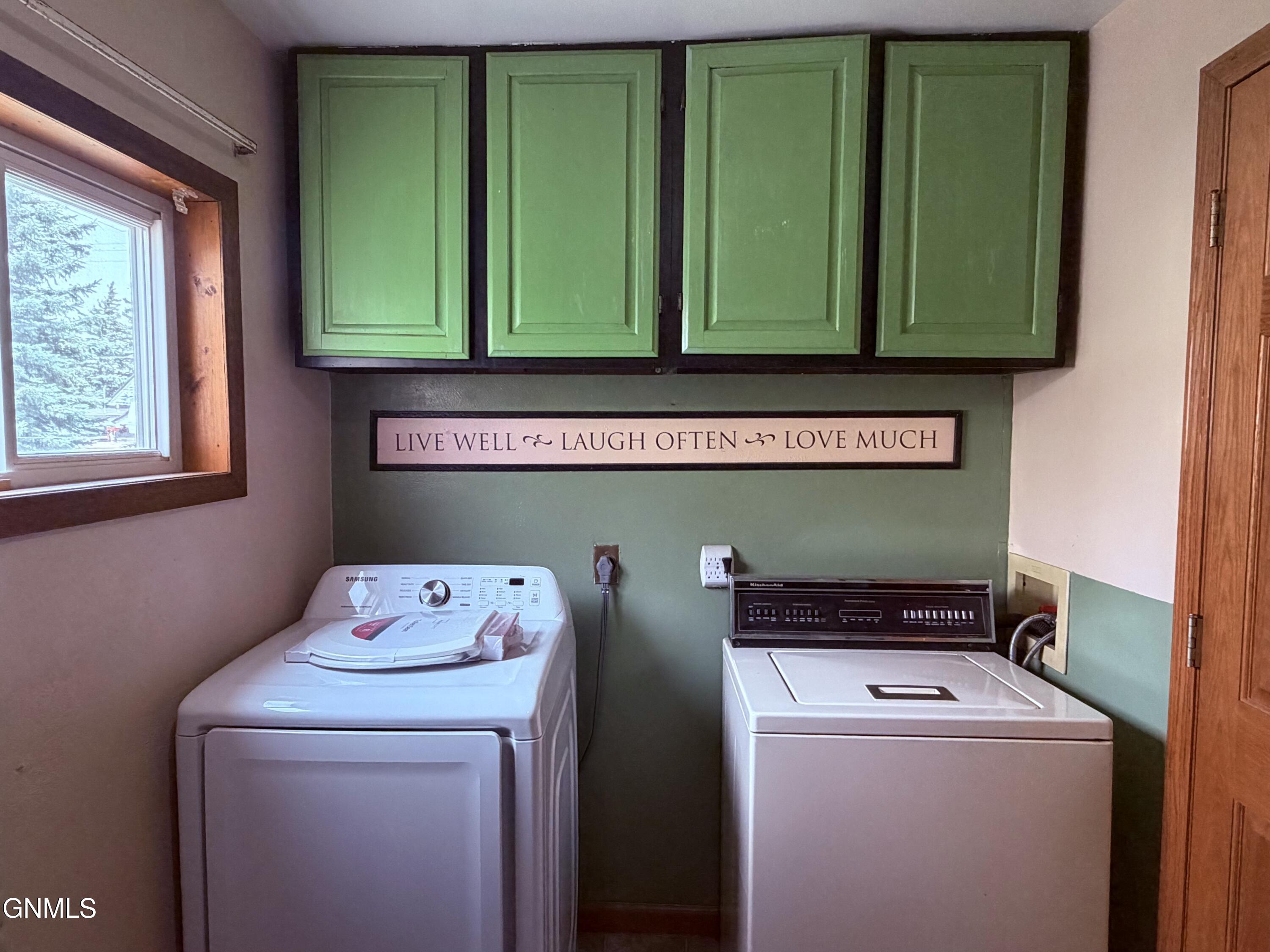 property viewer photo 14
