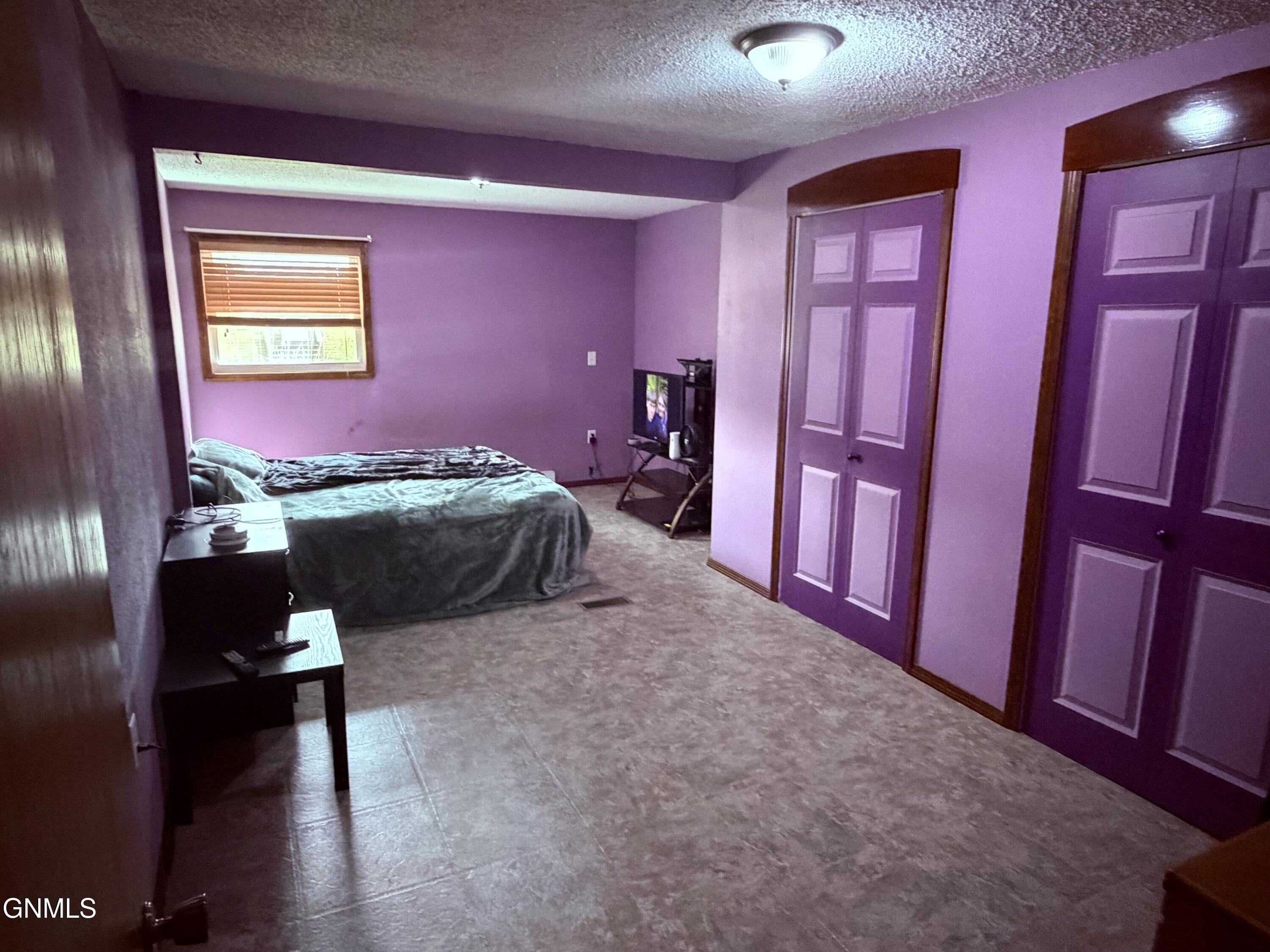 property viewer photo 16