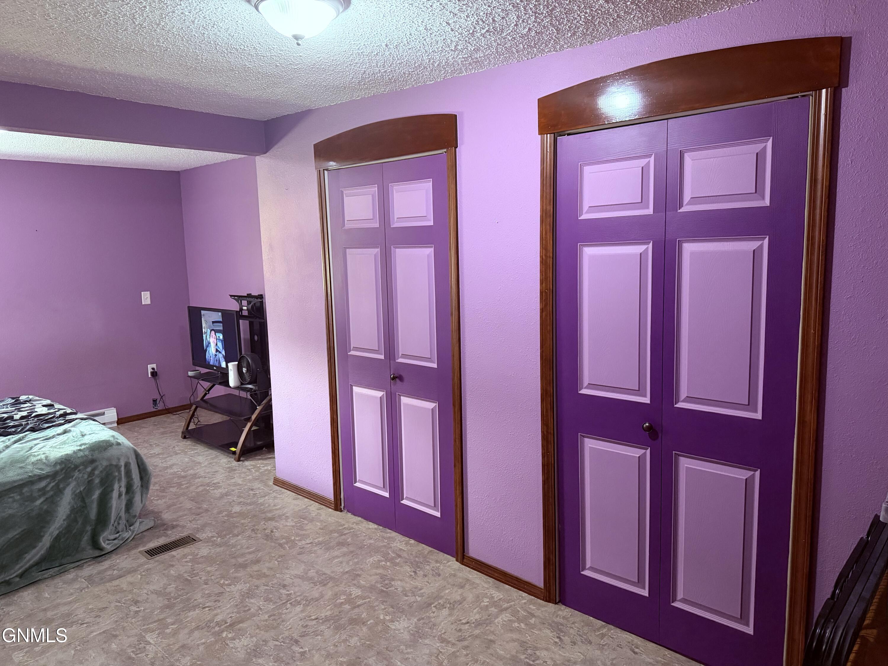 property viewer photo 17