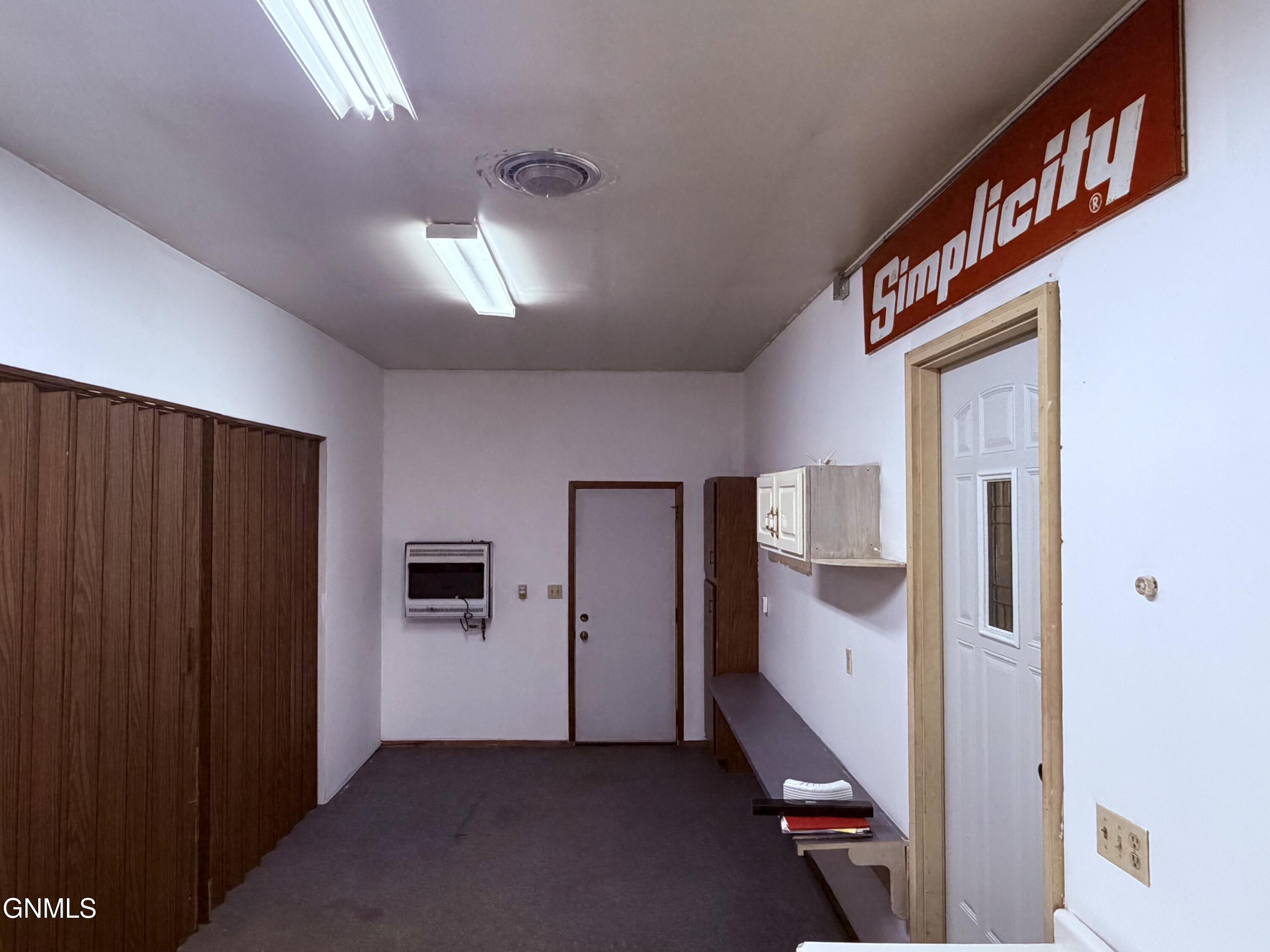 property viewer photo 25