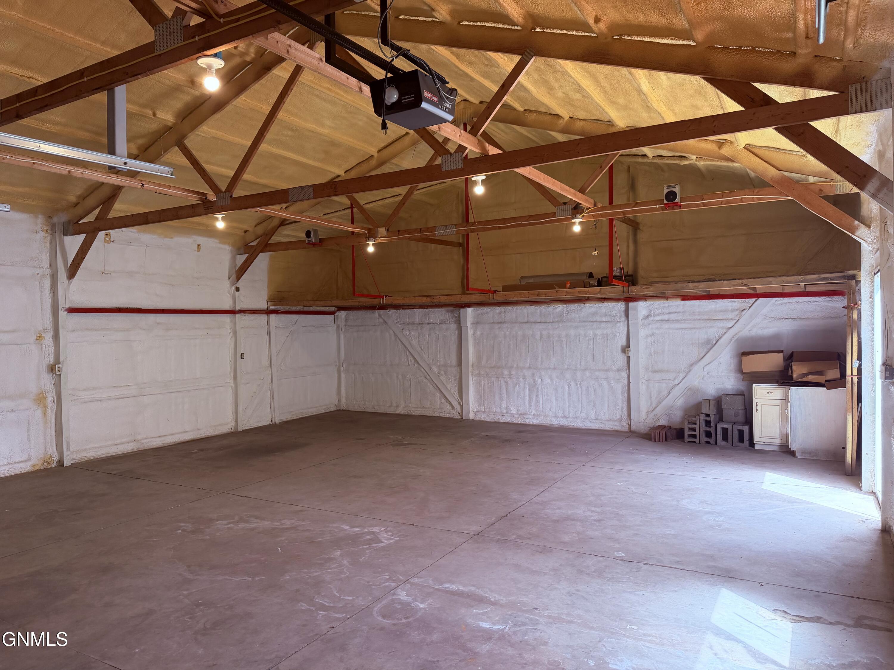 property viewer photo 30