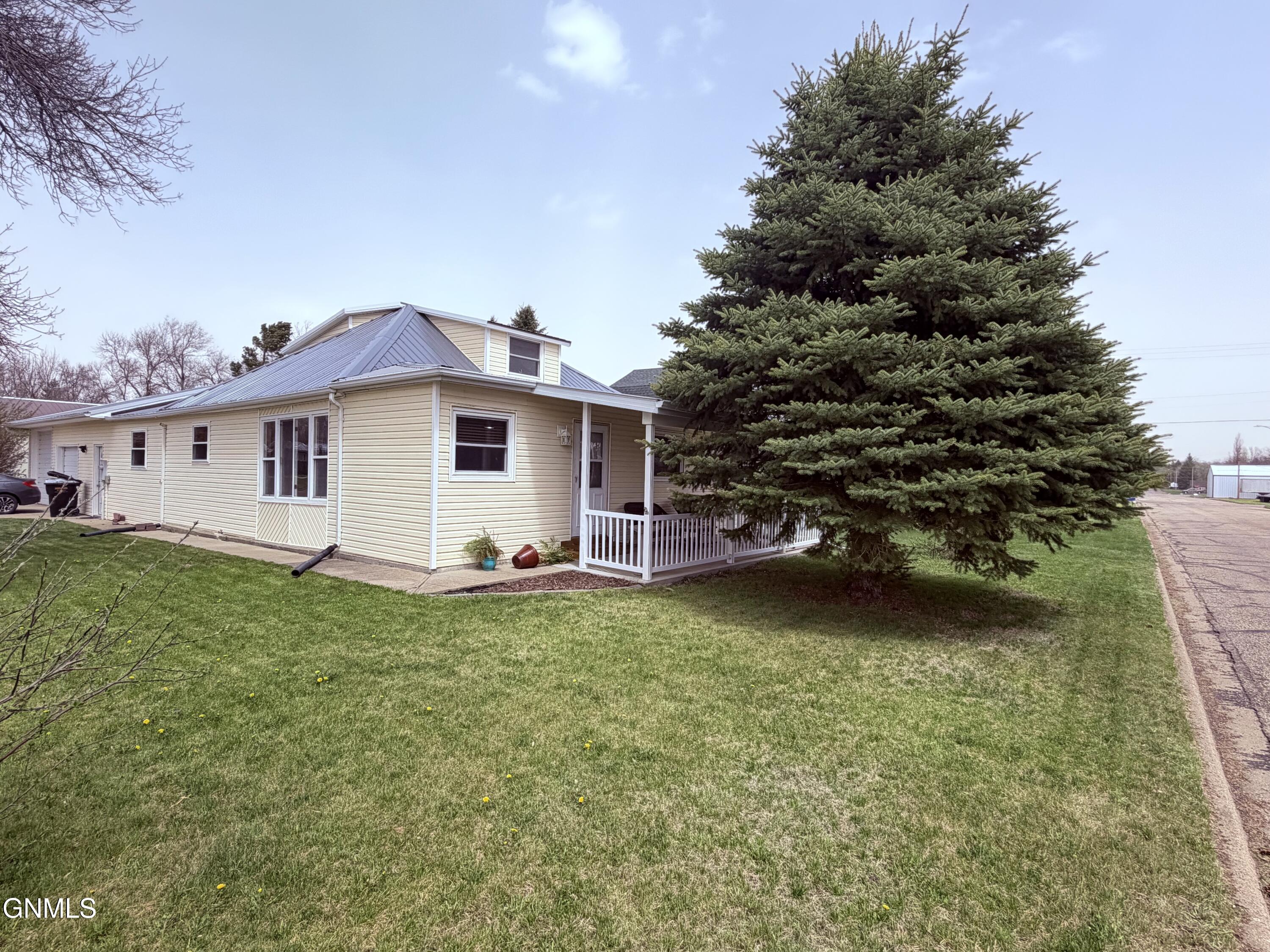 property viewer photo 35