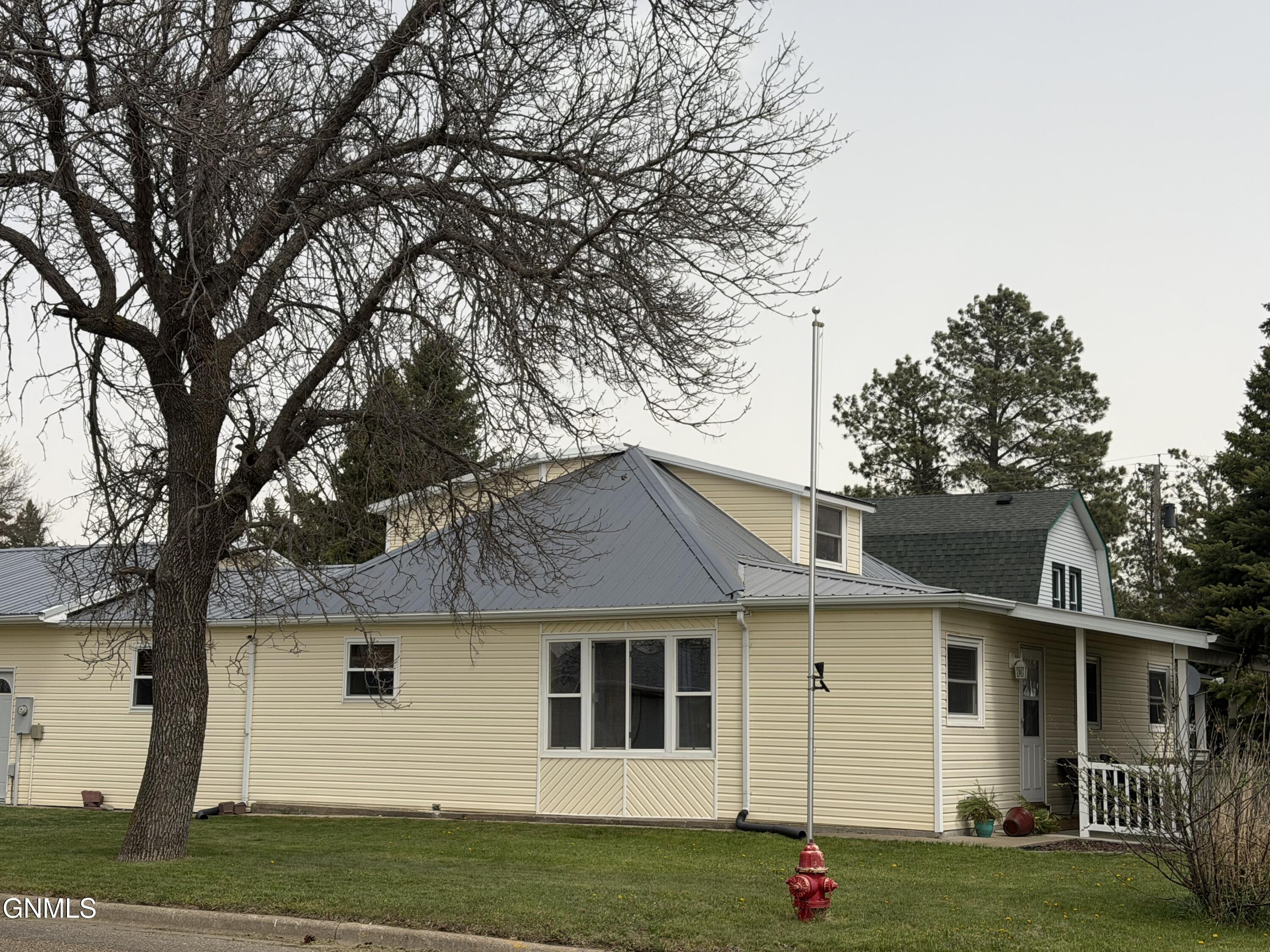 property viewer photo 36