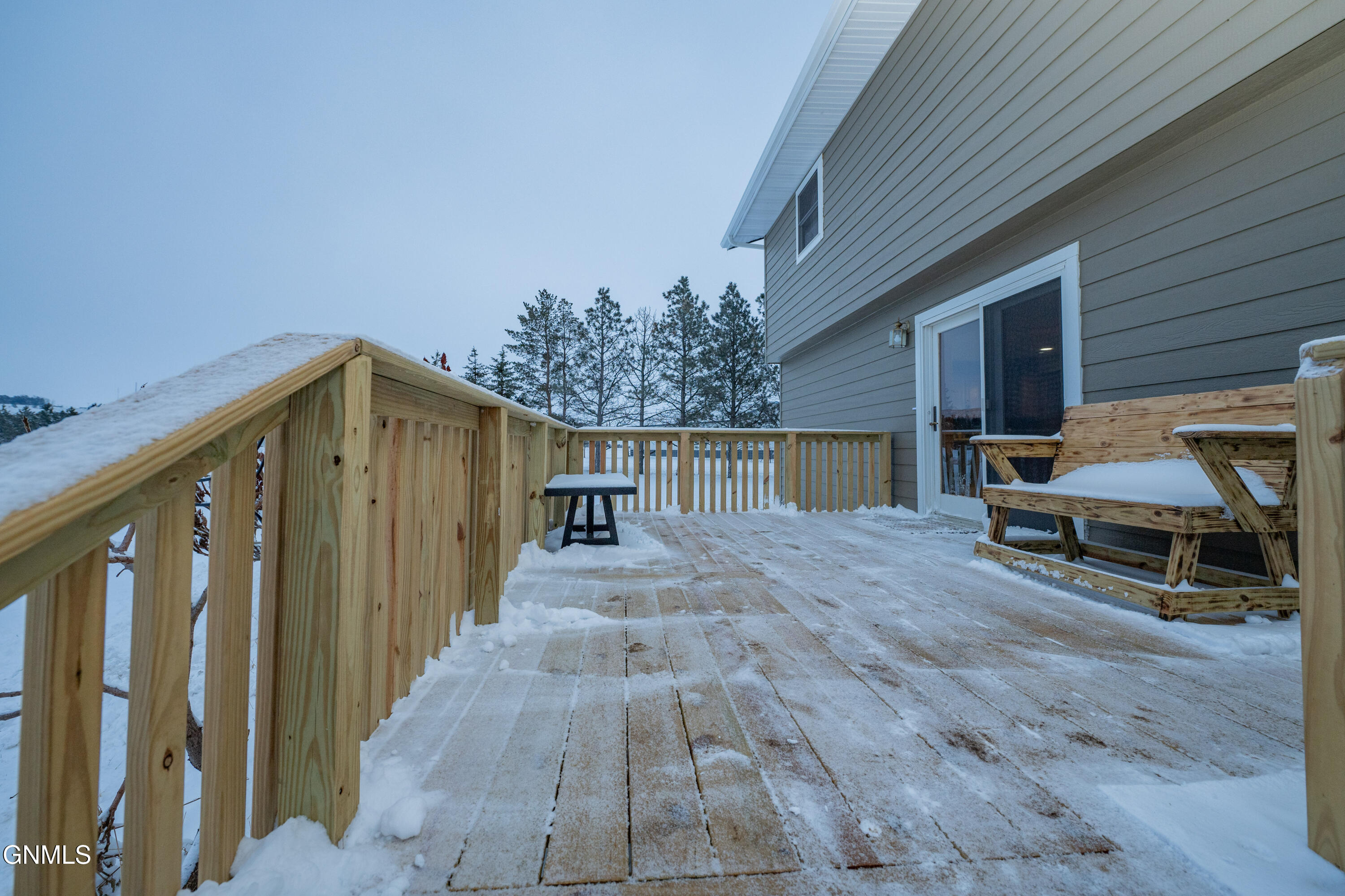 property viewer photo 25