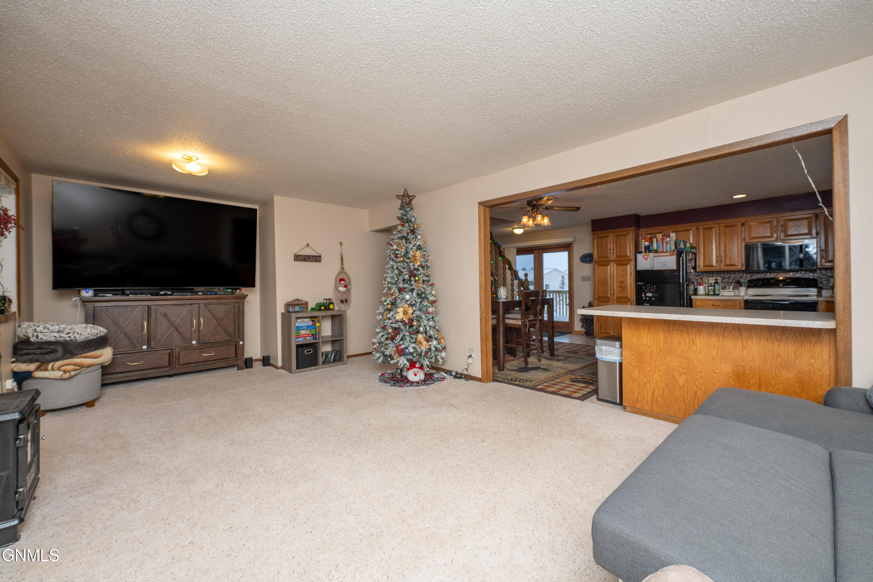 property viewer photo 47