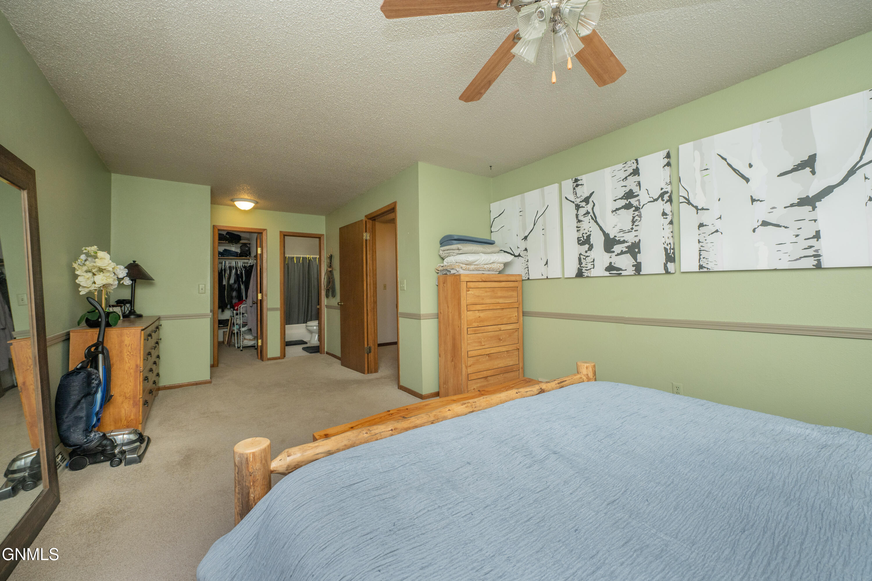 property viewer photo 58