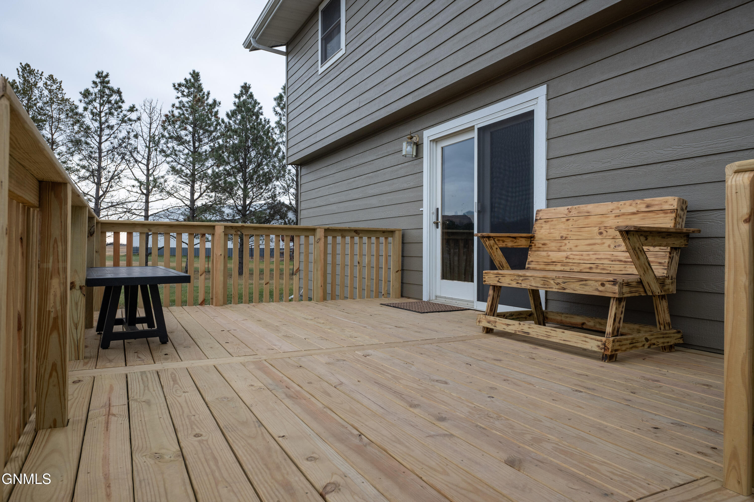 property viewer photo 7