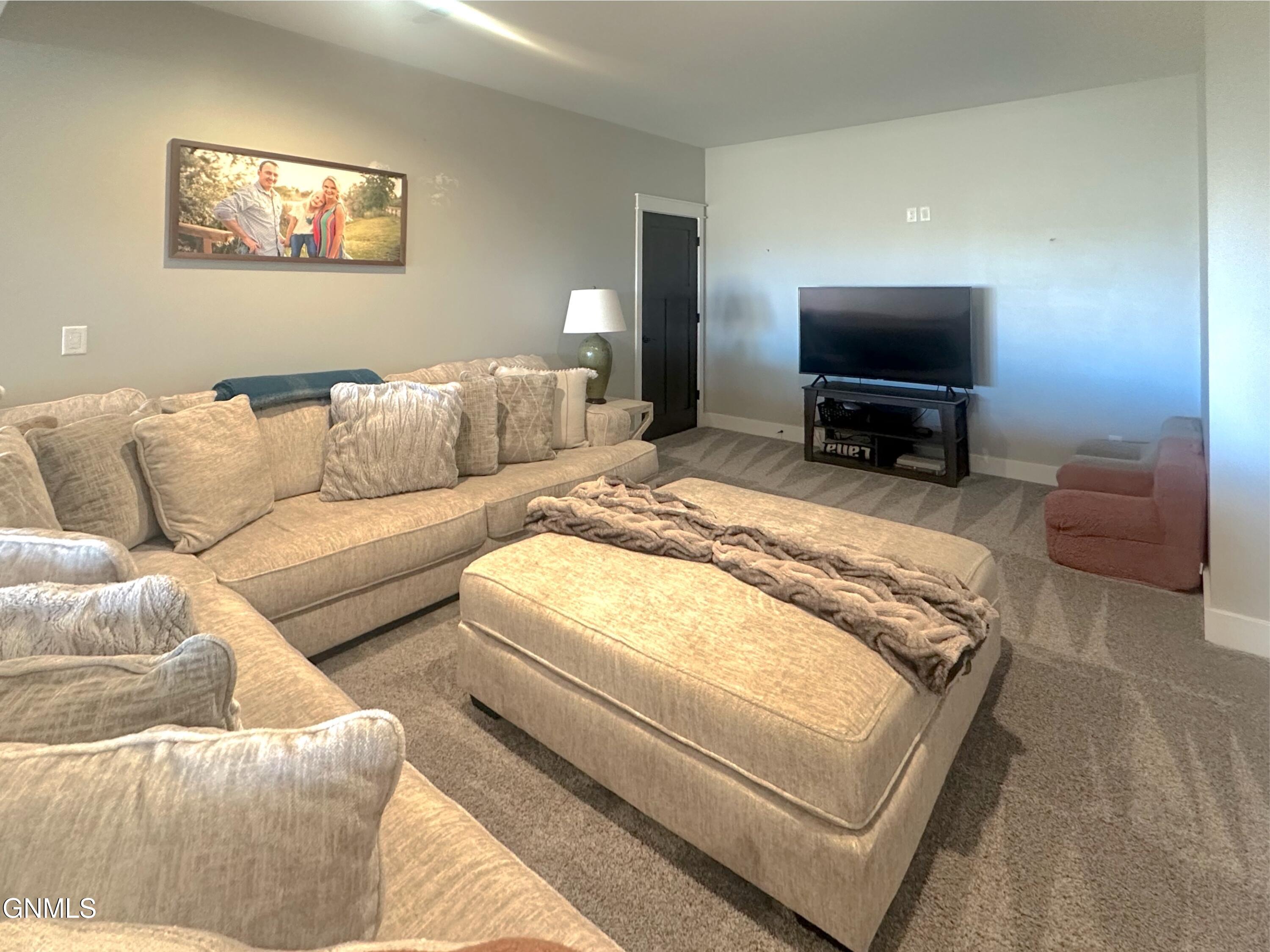 main property photo 111